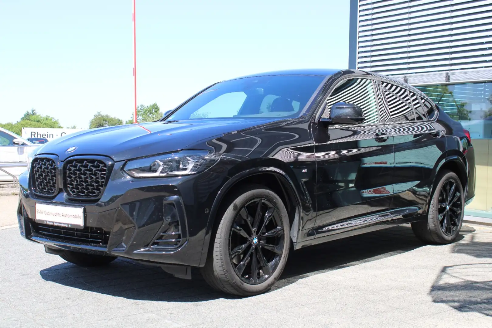 BMW X4 xDrive20i M Sport Navi AdLED Live Kamera DAB Schwarz - 1