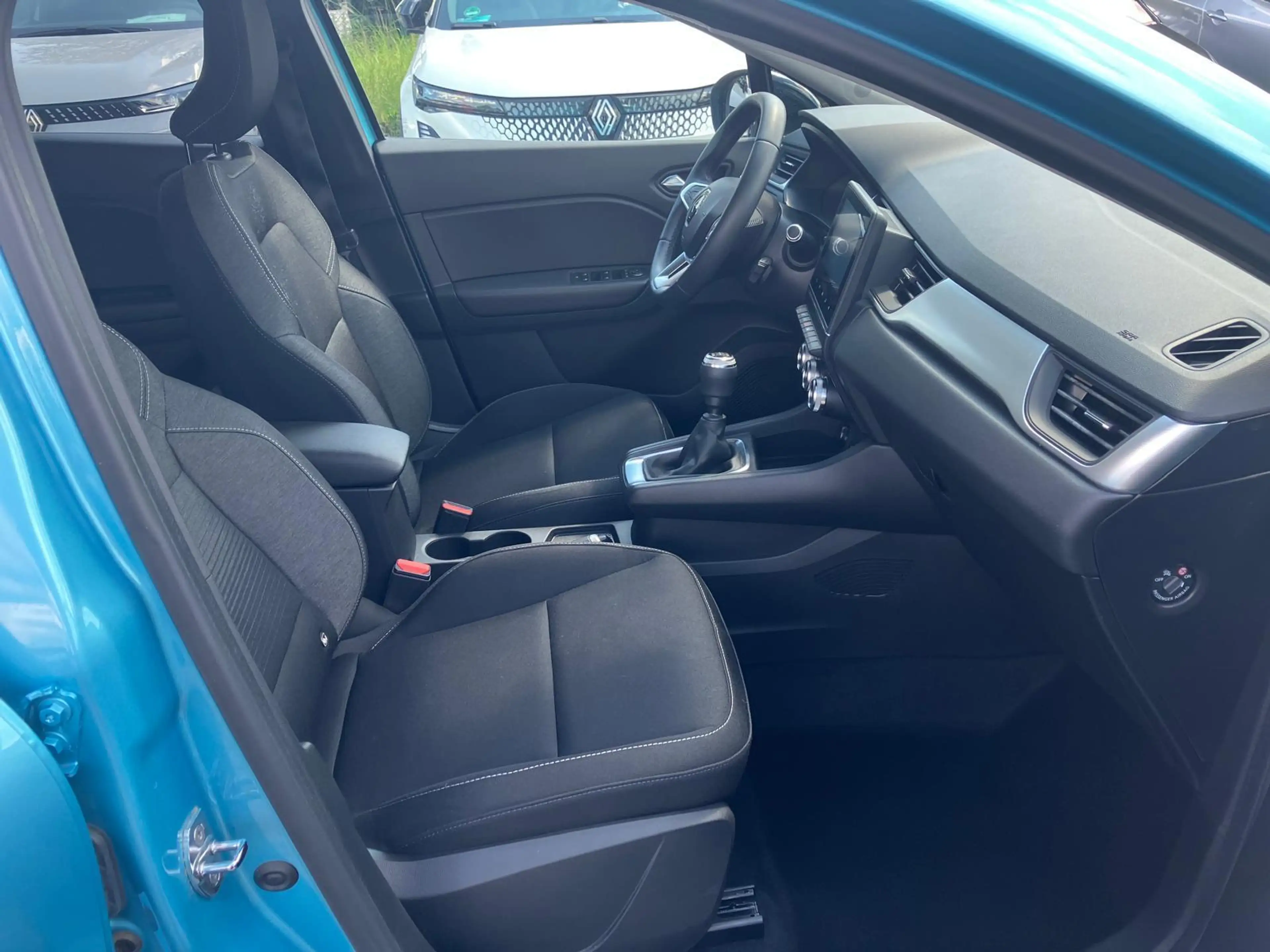 Renault Captur 90PS Klima Tempomat PDC LED DAB+ — photo 10
