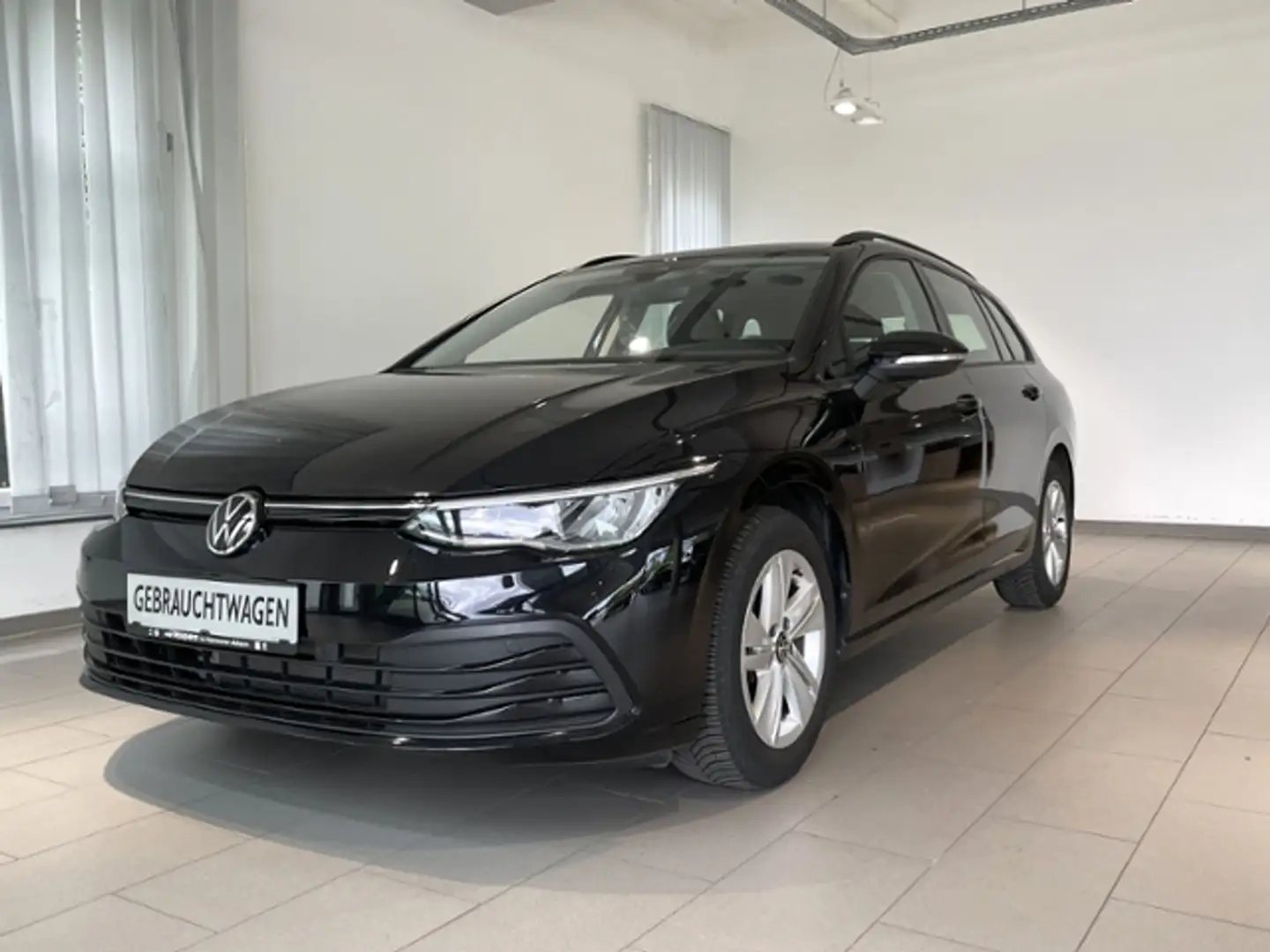 Volkswagen Golf Variant 1.0 TSI Life +ALLWETTER+AHK+NAVI Noir - 2