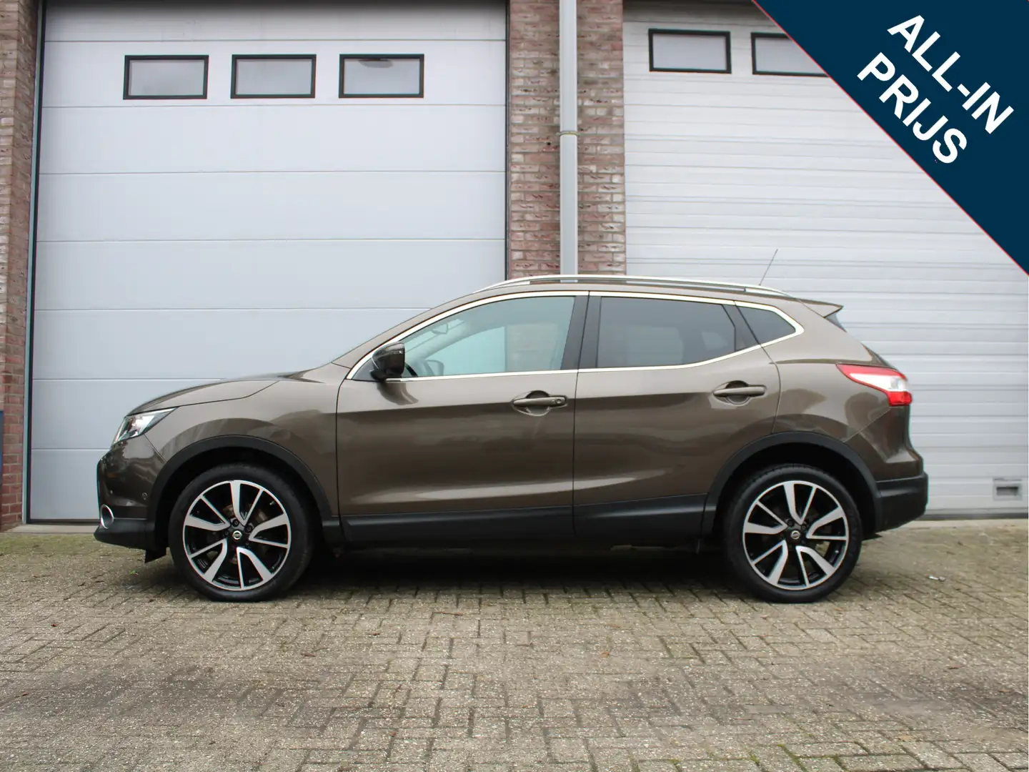 Nissan Qashqai 1.6 N-Connecta 360 camera/Trekhaak/Leder bekleding Brun - 2