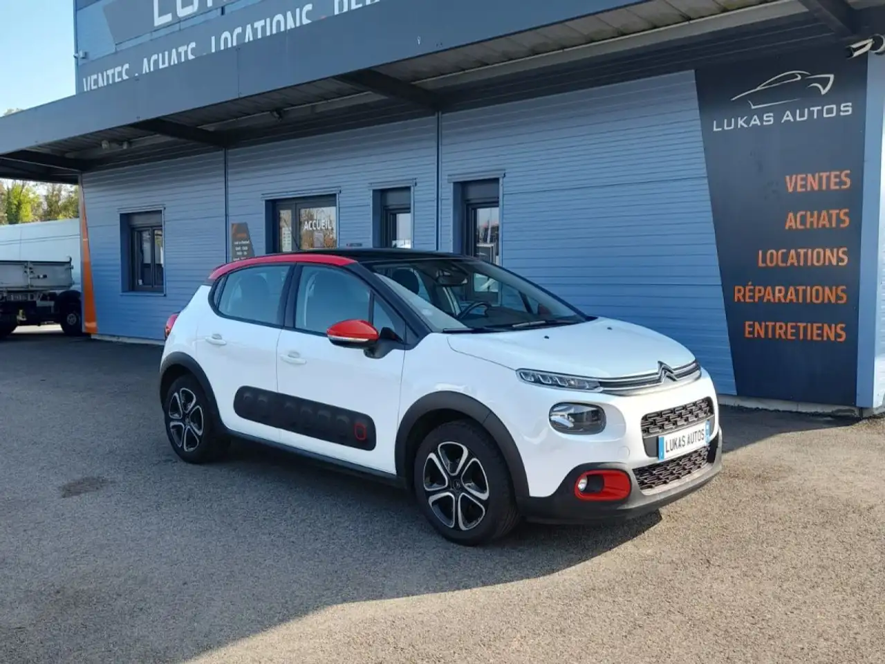 Citroen C3 PureTech 82 Shine toit panoramique