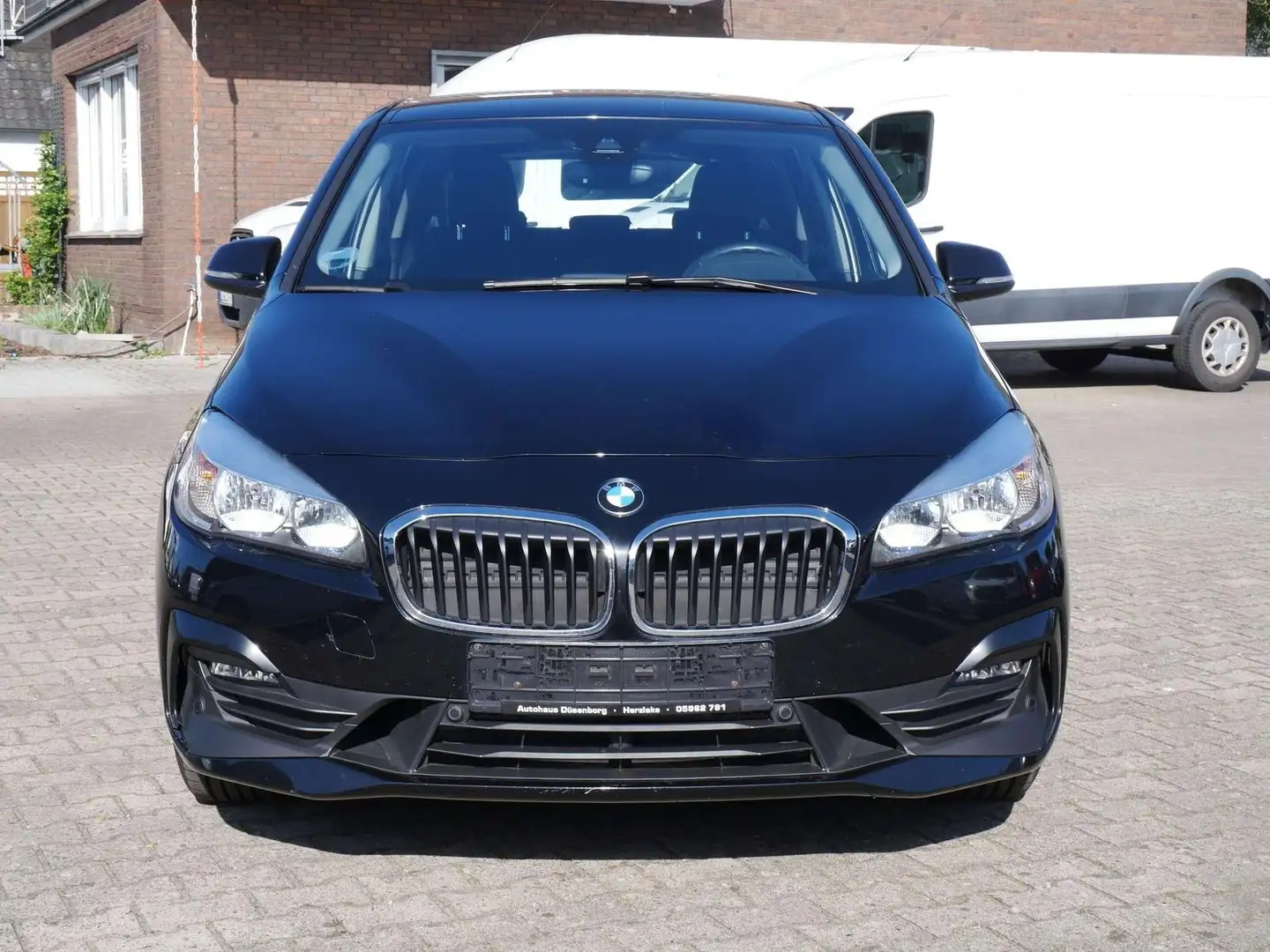 BMW 218 active tour automat 1.Hd Navi Shz LED Active Guard Schwarz - 1