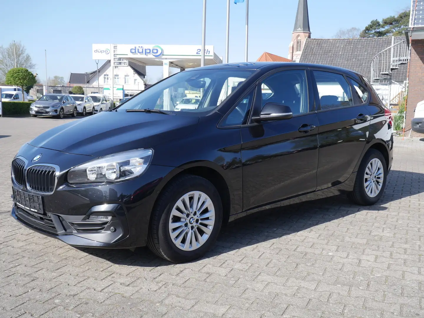 BMW 218 218 d 1.Hd Navi Shz GRA Sportsitze Tgf Parkpilot Negro - 1