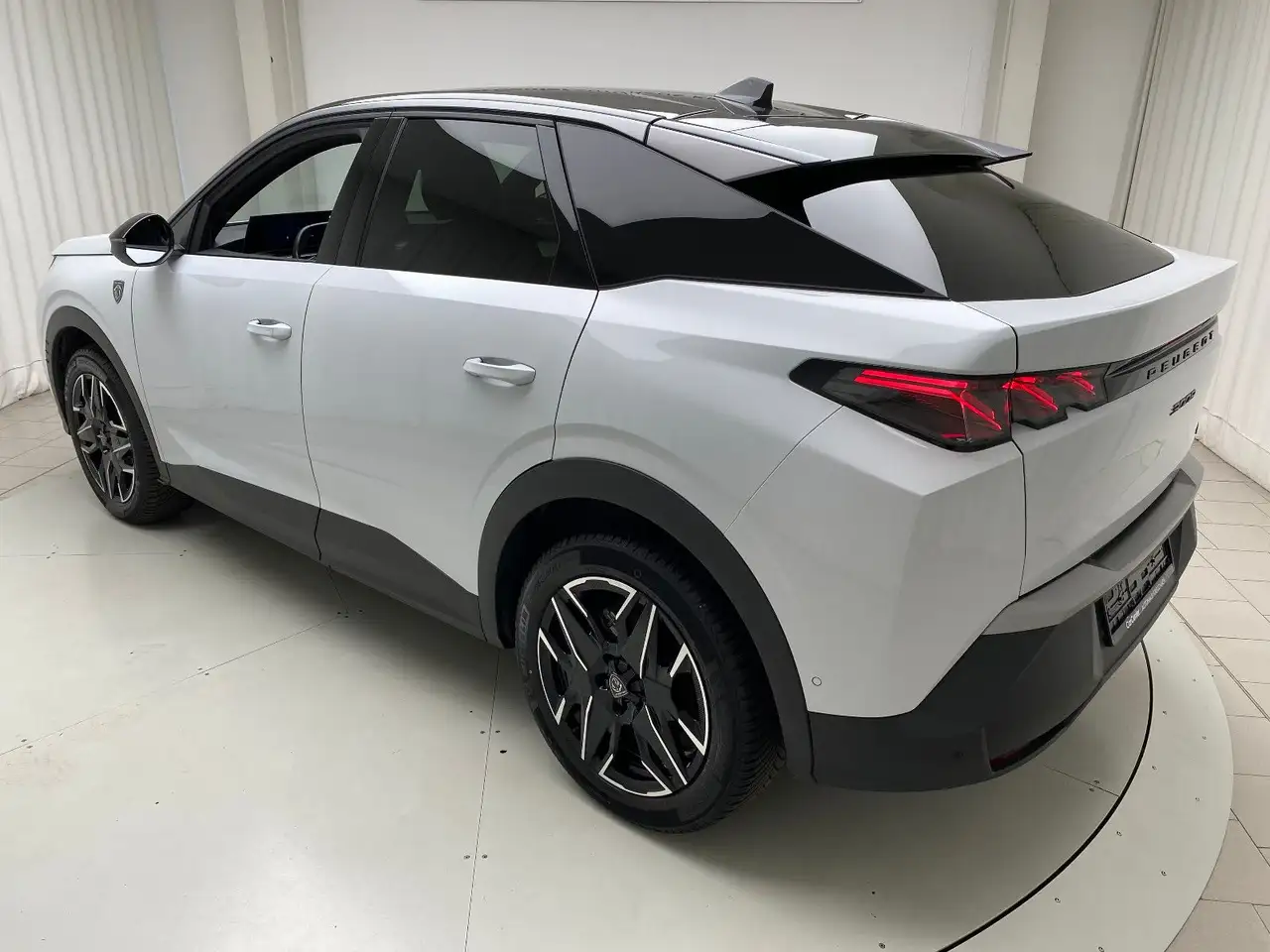 Peugeot 3008 HYBRID 145 e-DSC6 GT ACC LED Winterpaket, миниатюра 8