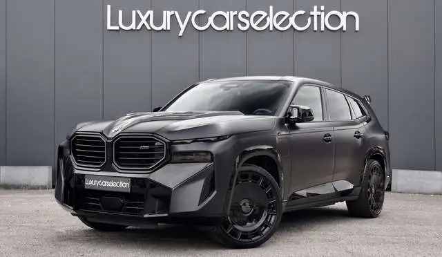 BMW XM