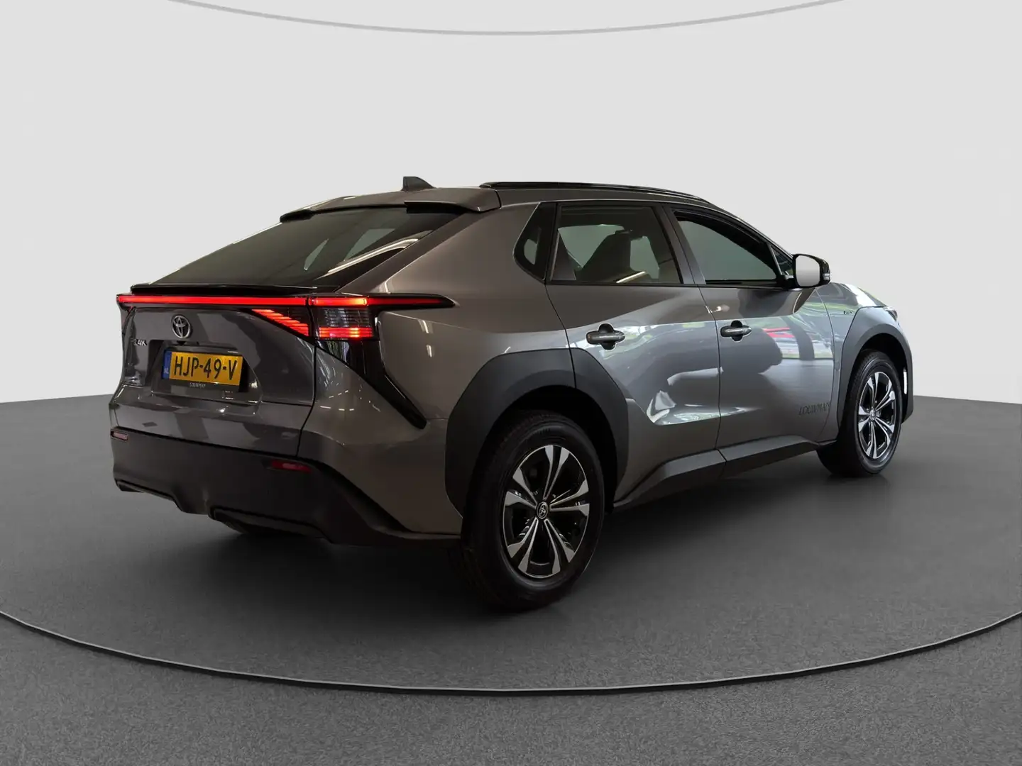 Toyota bZ4X Active 71 kWh Demo | Actieradius 513 KM Grijs - 2