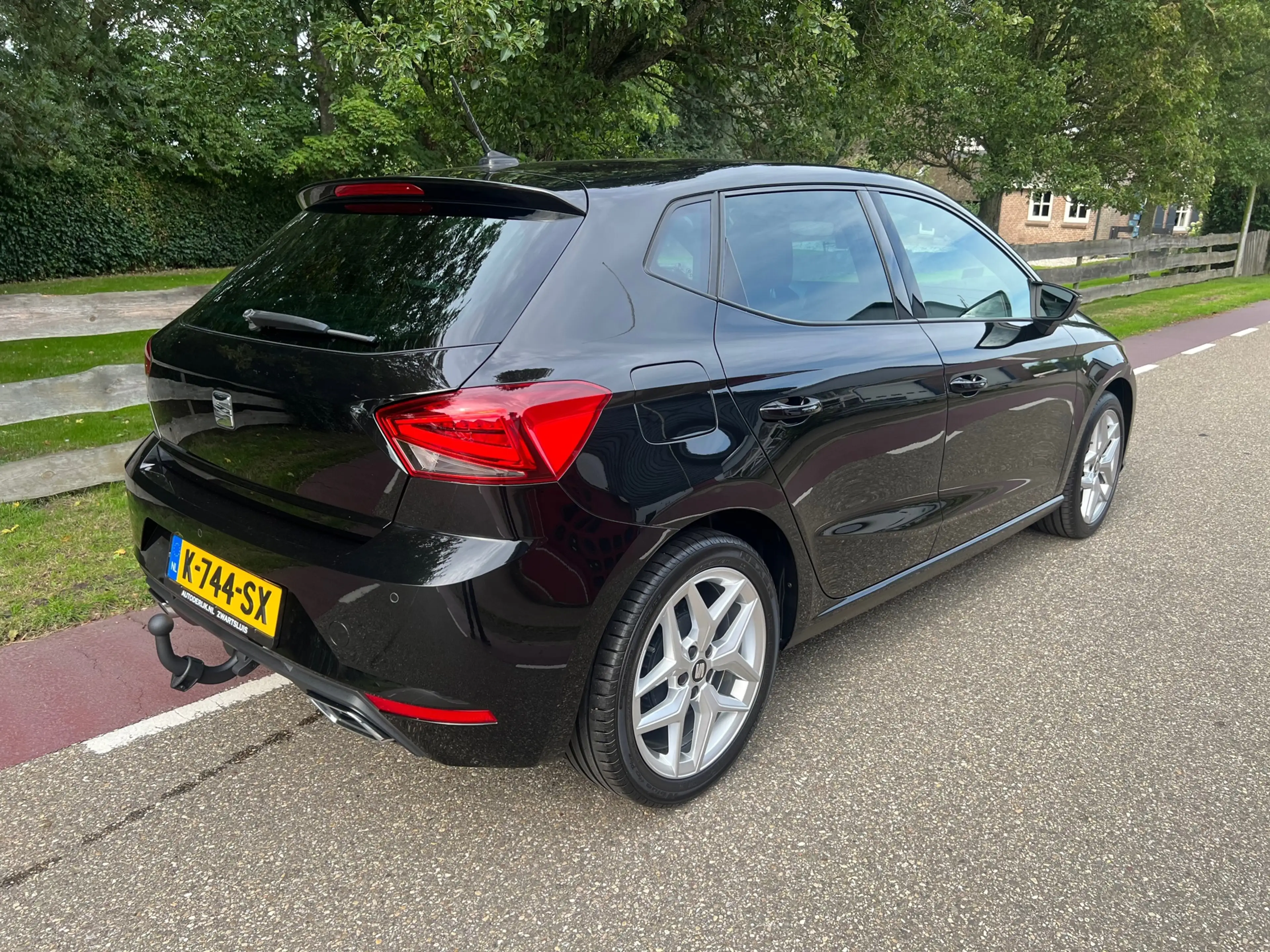 SEAT Ibiza 1.0 TSI FR Business Intense Camera Clima — photo 3