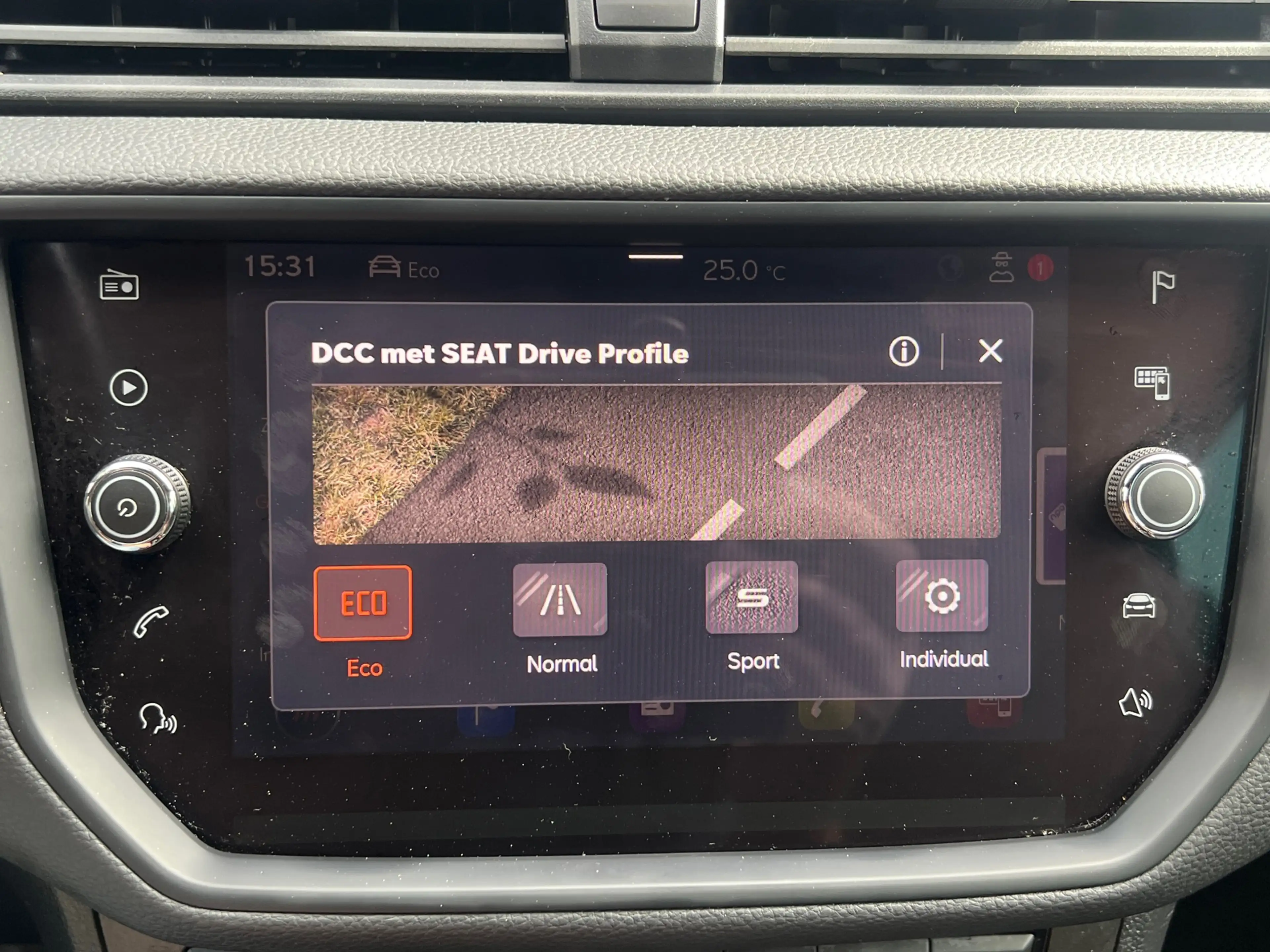 SEAT Ibiza 1.0 TSI FR Business Intense Camera Clima — photo 9