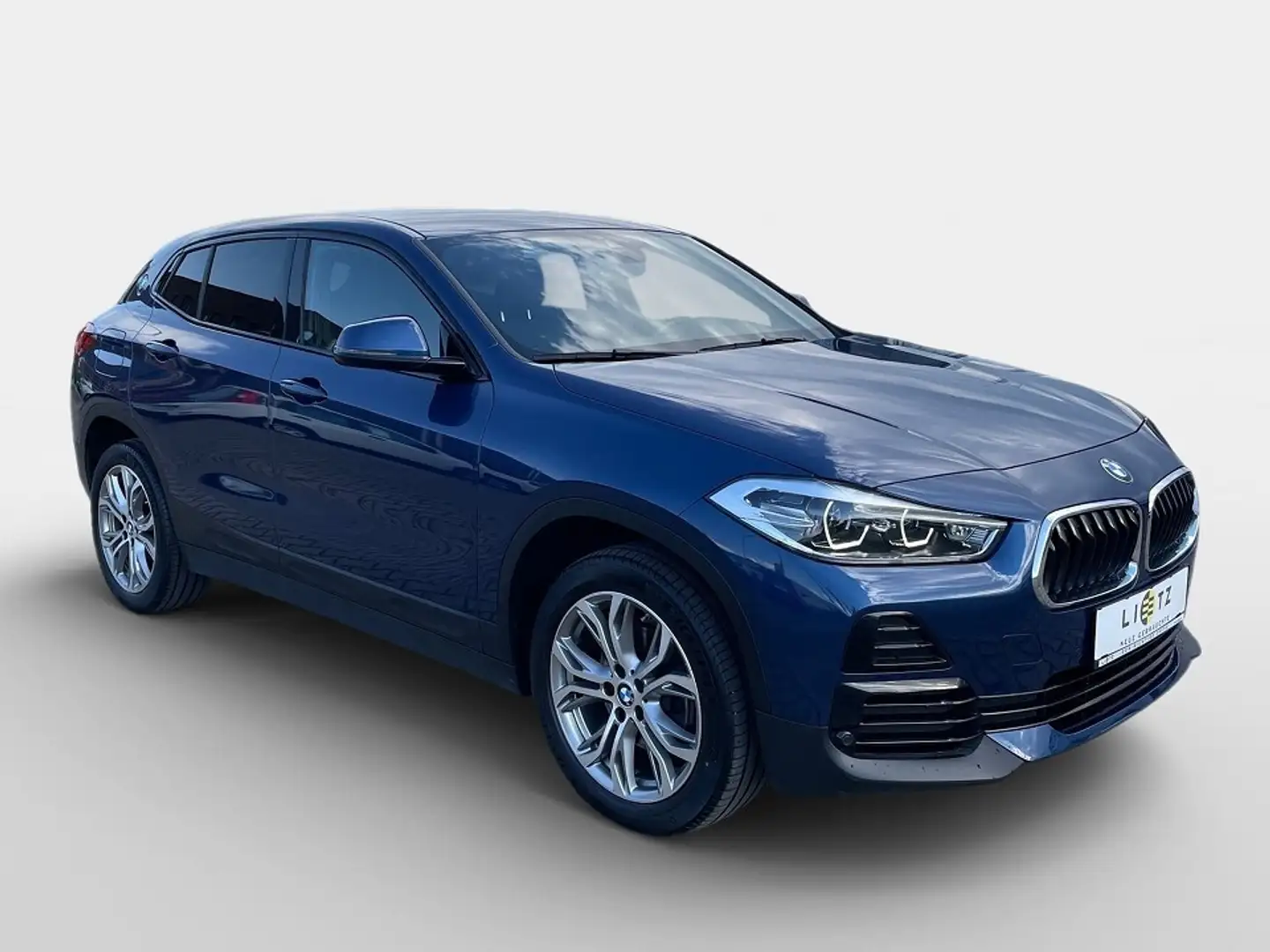 BMW X2 sDrive 18i Blau - 2