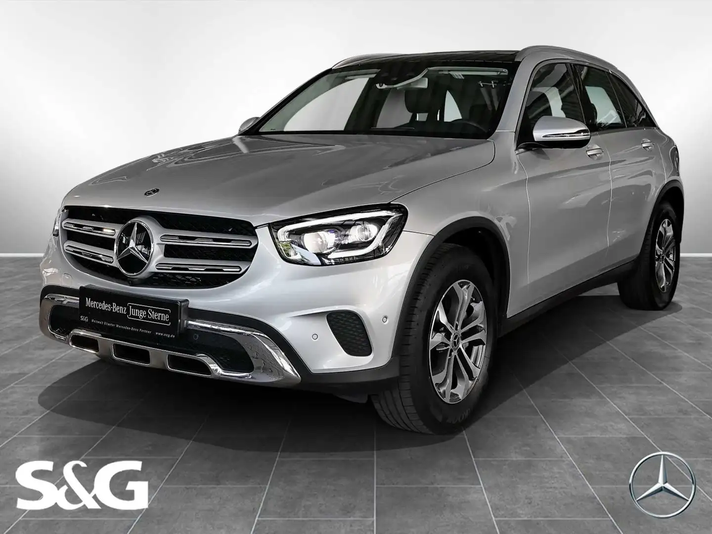 Mercedes-Benz GLC 300 d 4M 360°+MBUX+Pano+AHK+Keyless-Go+17 Argento - 1