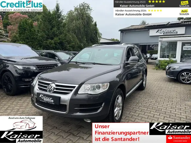 Volkswagen Touareg V6 TDI Sondermodell-AHK-Leder-Navi-PDC v.h.