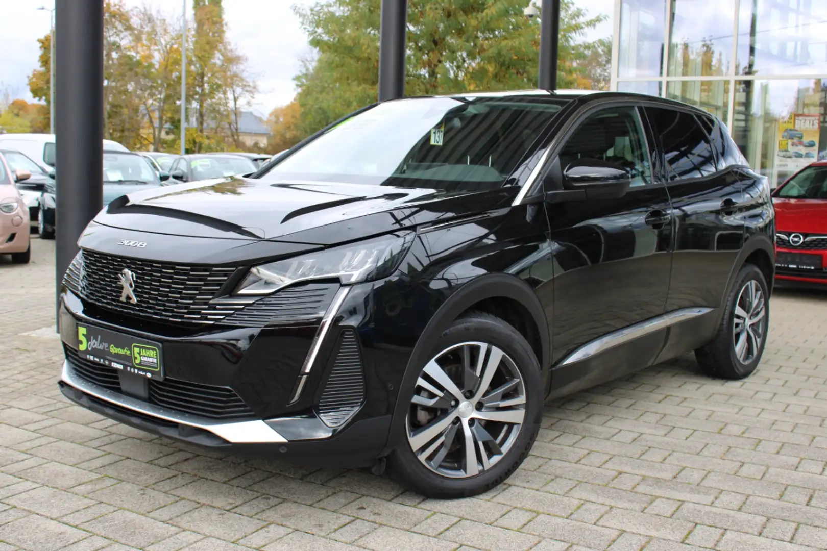 Peugeot 3008 1.2 Pur Tech 130 ALLURE PACK Navi, LED, DAB Noir - 2