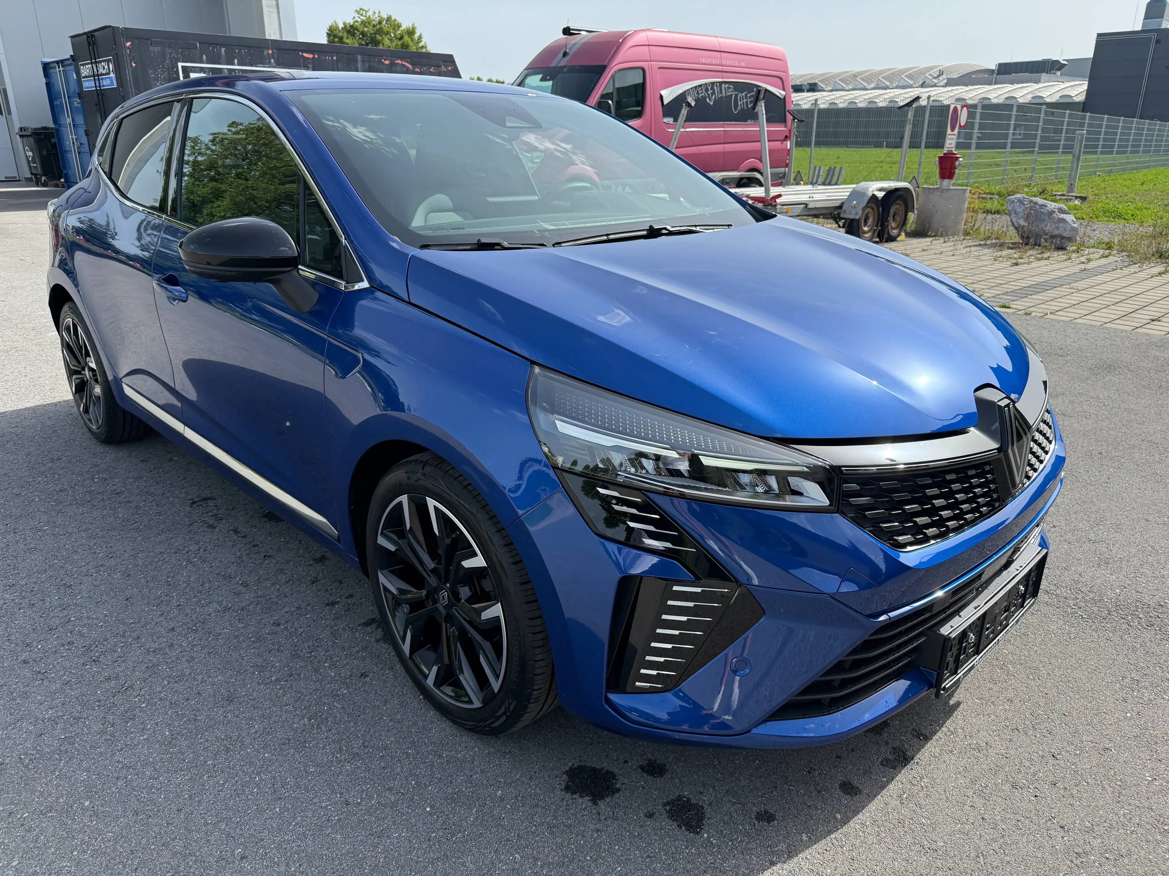 Renault Clio Techno TCe 90 Naiv 360° Kamera SHZ LHZ WKR TOP — photo 4