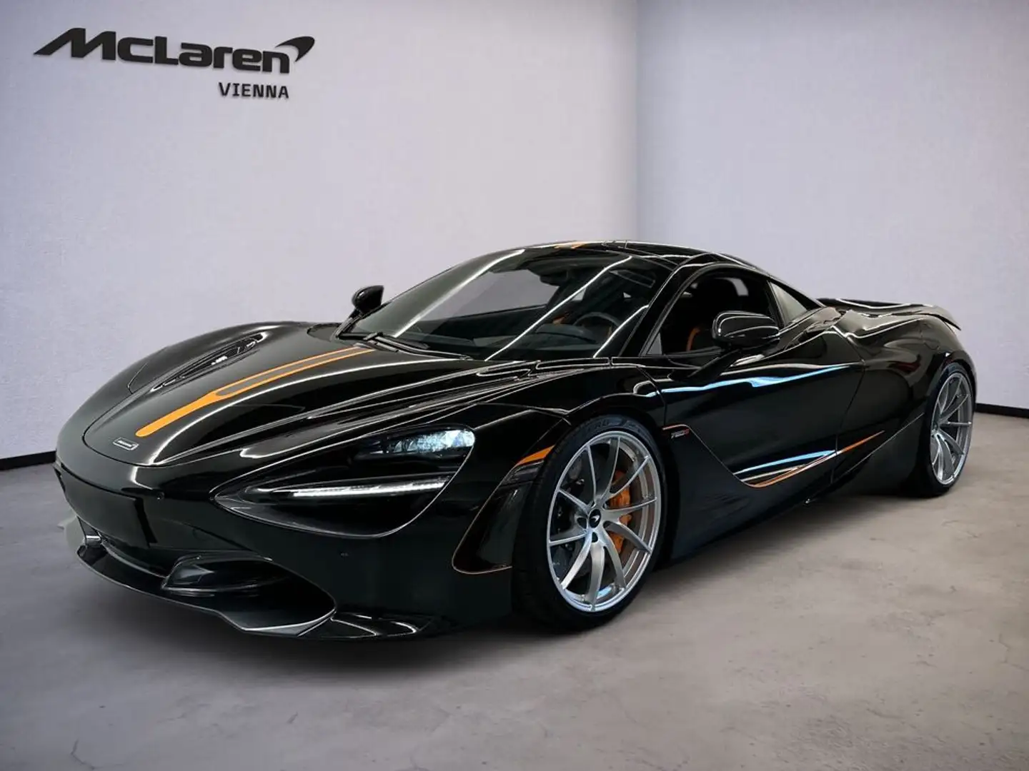 McLaren 720S 720S / Carbon Fibre Ext. & Int. / Track Telemetry Schwarz - 1