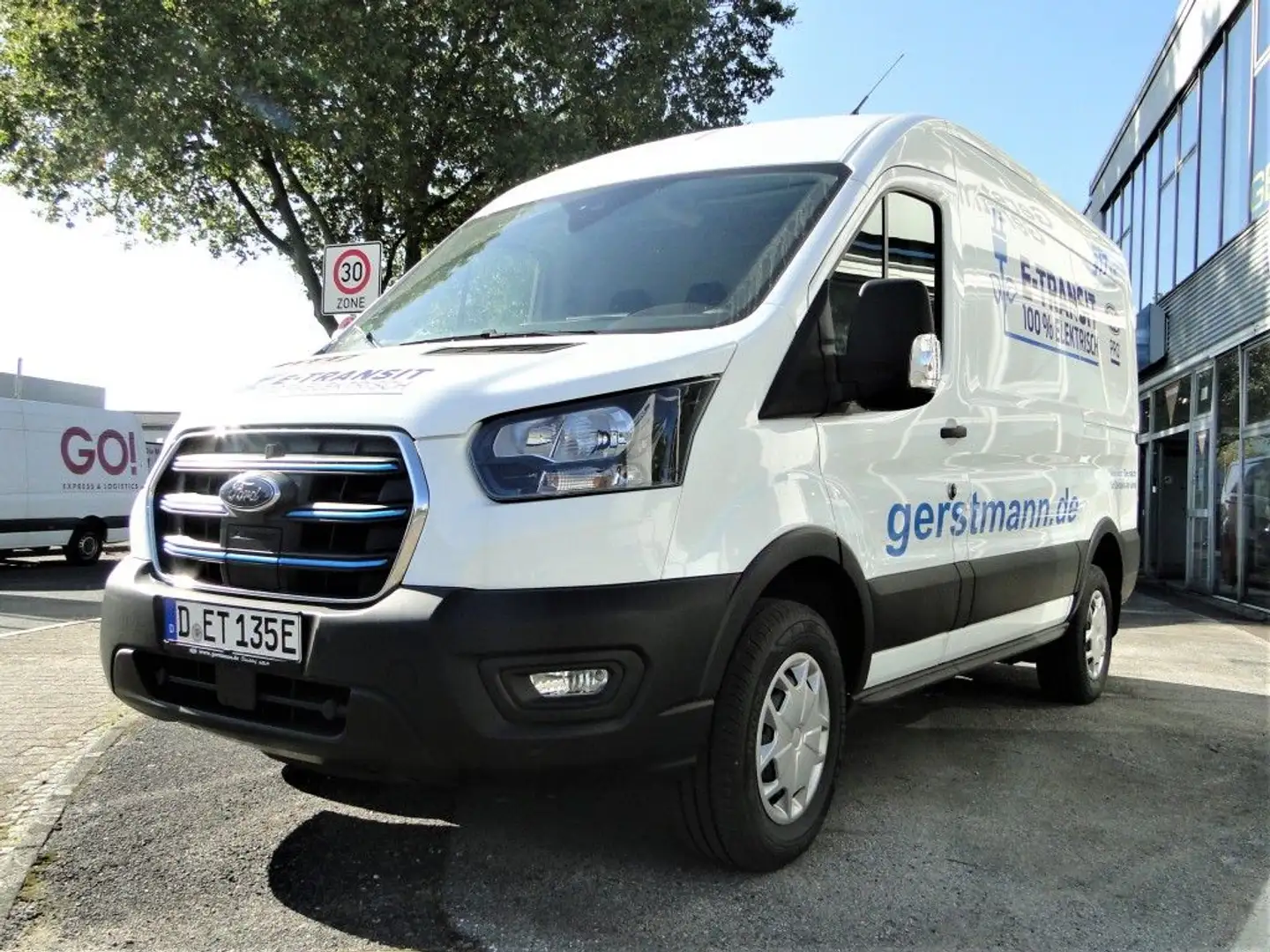 Ford e-Transit 390 L2H2 Lkw HA Trend Wit - 1