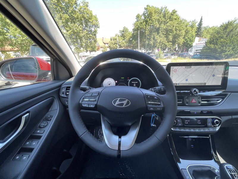 Hyundai i30 1,0 T-Gdi LED/NAVI/KAMERA — photo 11