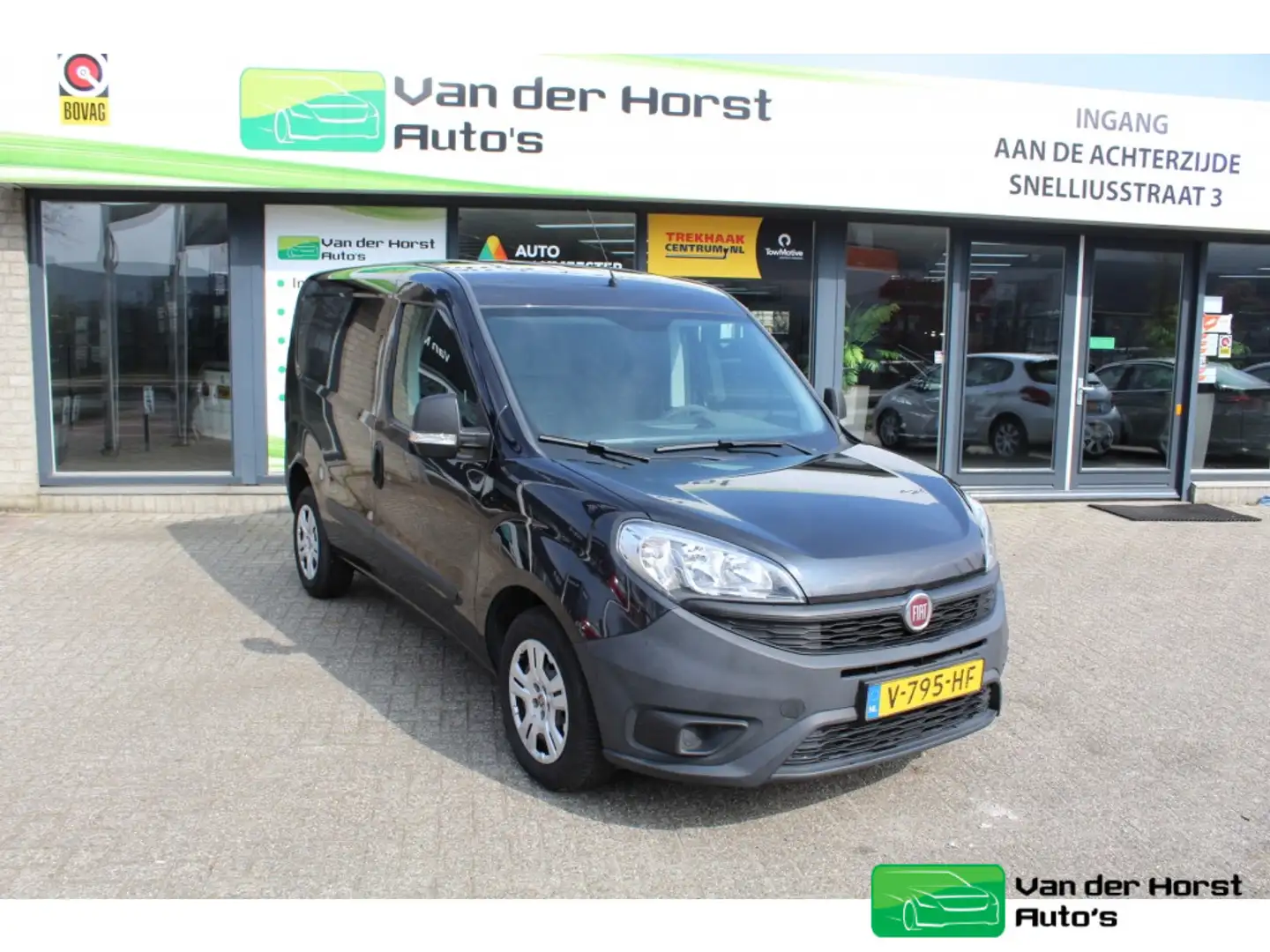 Fiat Doblo Cargo 1.3 MJ L1H1 Actual Zwart - 1