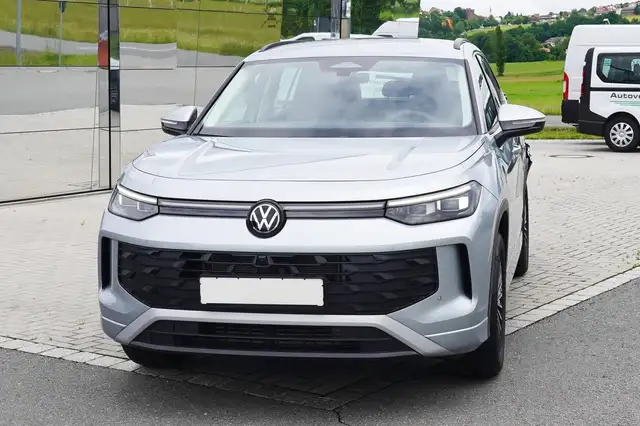 Volkswagen Tayron 2.0 TDi DSG Life 7Si 4Motion AHK IQ Light