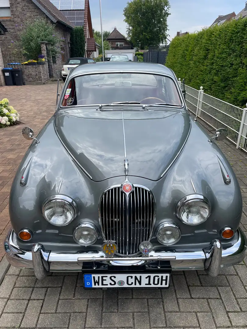 Jaguar MK II 3.4  mit Overdrive Šedá - 1