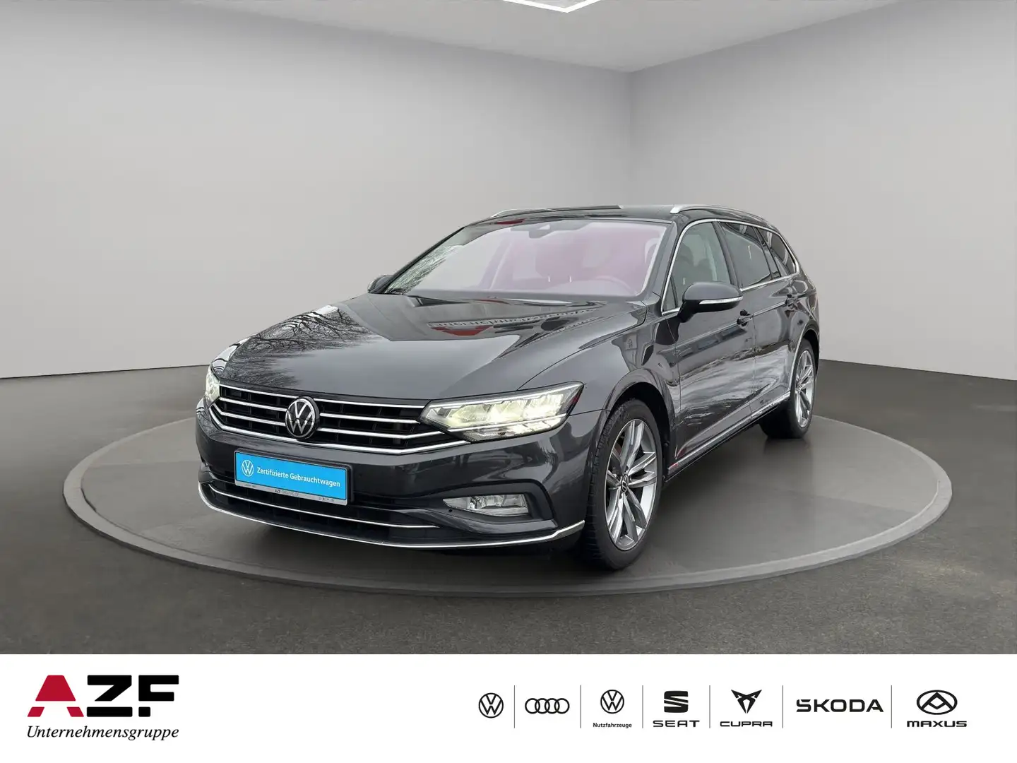 Volkswagen Passat Variant 1.5 TSI DSG Elegance NAVI+ACC+KAM Grau - 1
