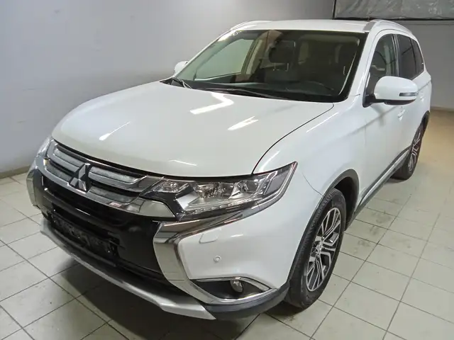 Mitsubishi Outlander ClearTec Invite 4WD