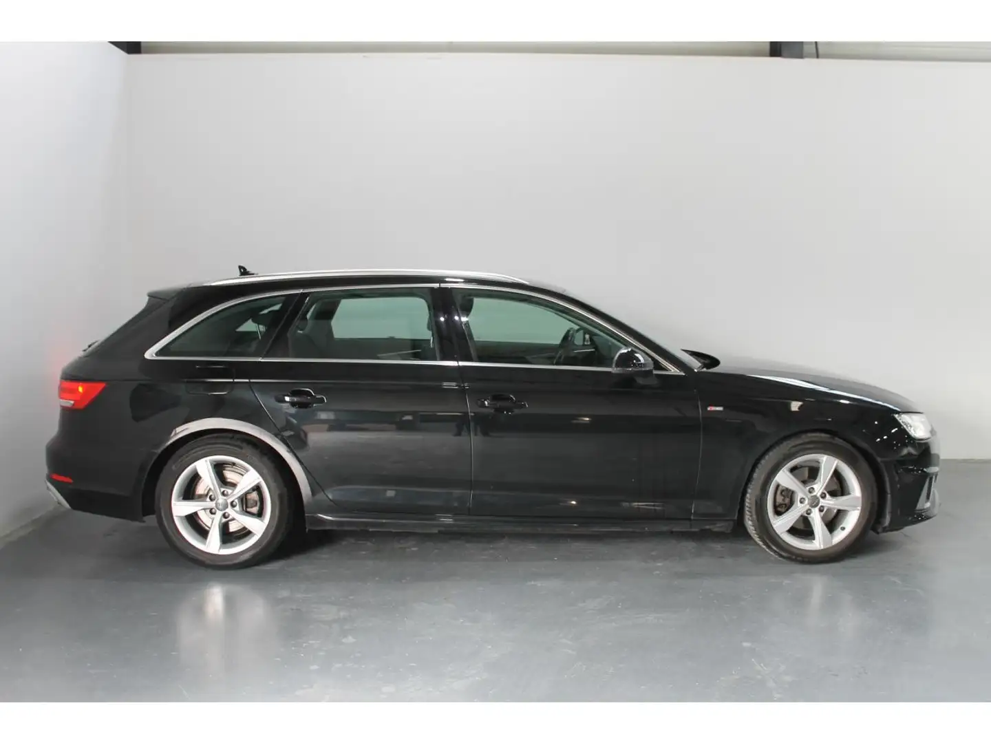Audi A4 Avant 2.0 35 TDI - 150 - BV S-tronic BREAK PHASE 2 Gris - 2