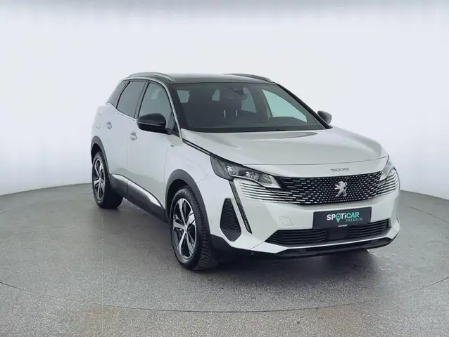 Peugeot 3008 view 3