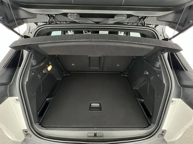 Peugeot 3008 view 18