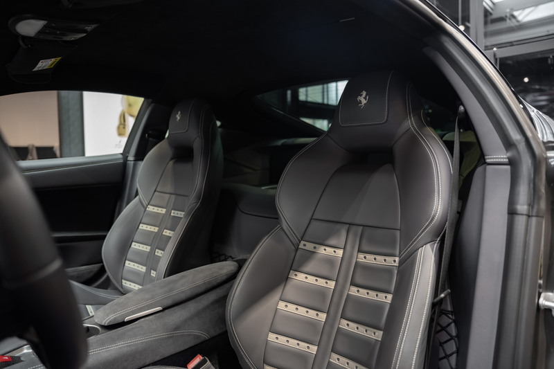 Ferrari F12 Berlinetta Carbon Lift Camera 6.3 Berlinetta HELE — photo 8