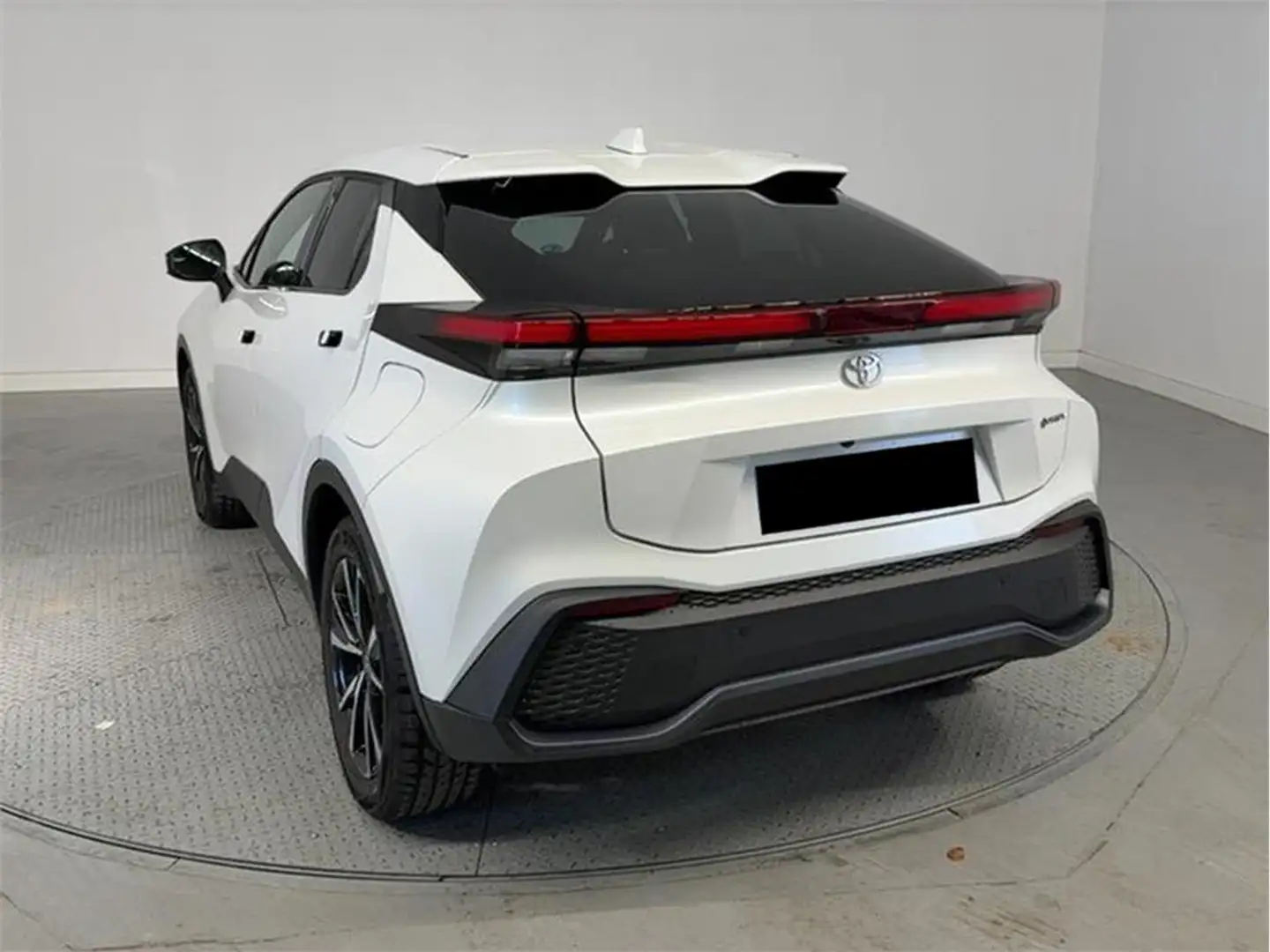 Toyota C-HR 2.0 220PH Advance - 2