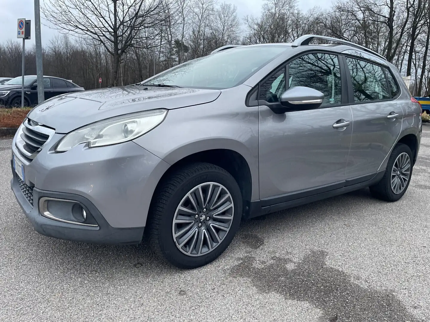 Peugeot 2008 PureTech 82*Neopatentati* Grijs - 2