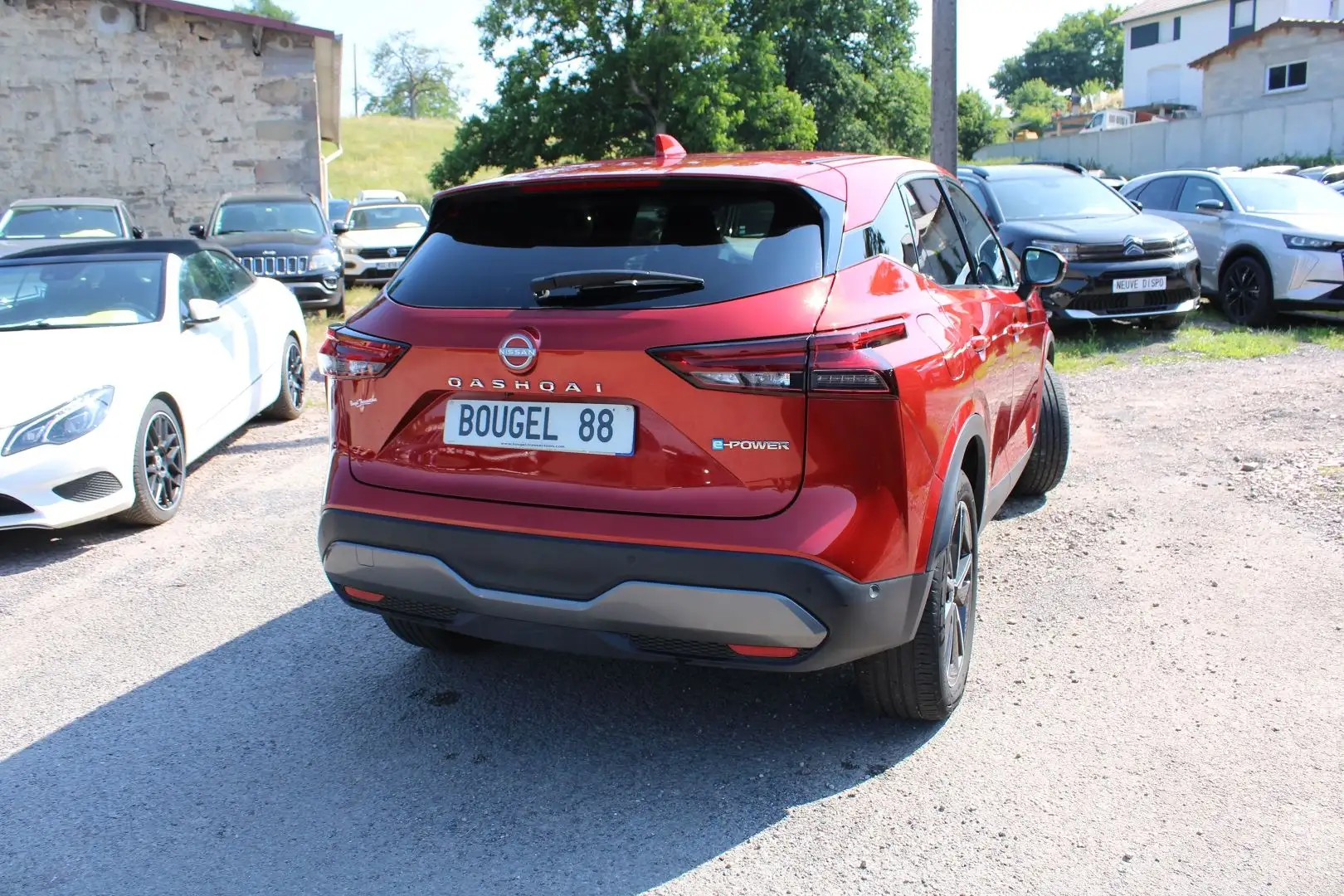 Nissan Qashqai E-POWER 190 CV TEKNA CAMÉRA 360 CUIR GRAND GPS 3D  Rouge - 2