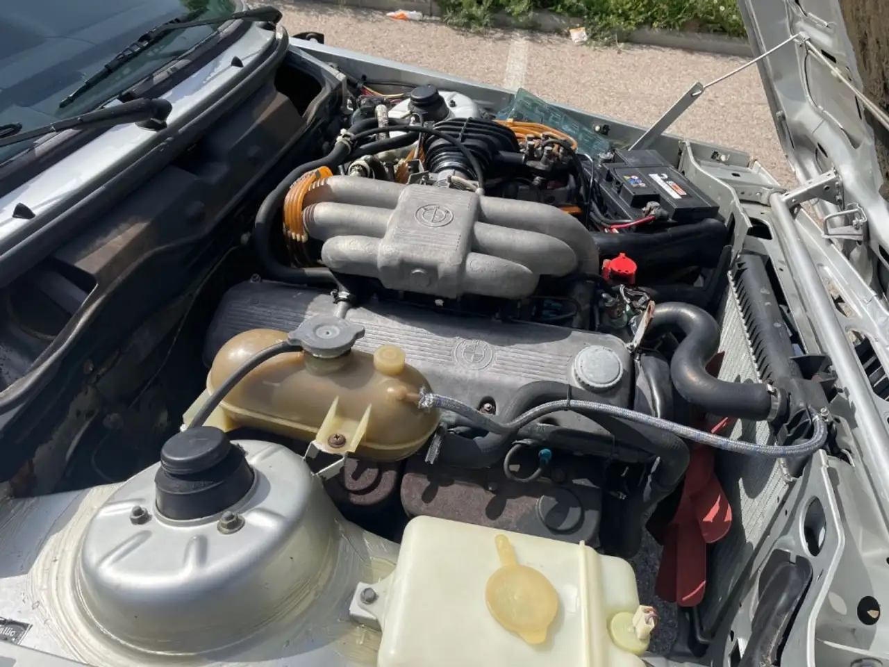 BMW 323i, foto 6