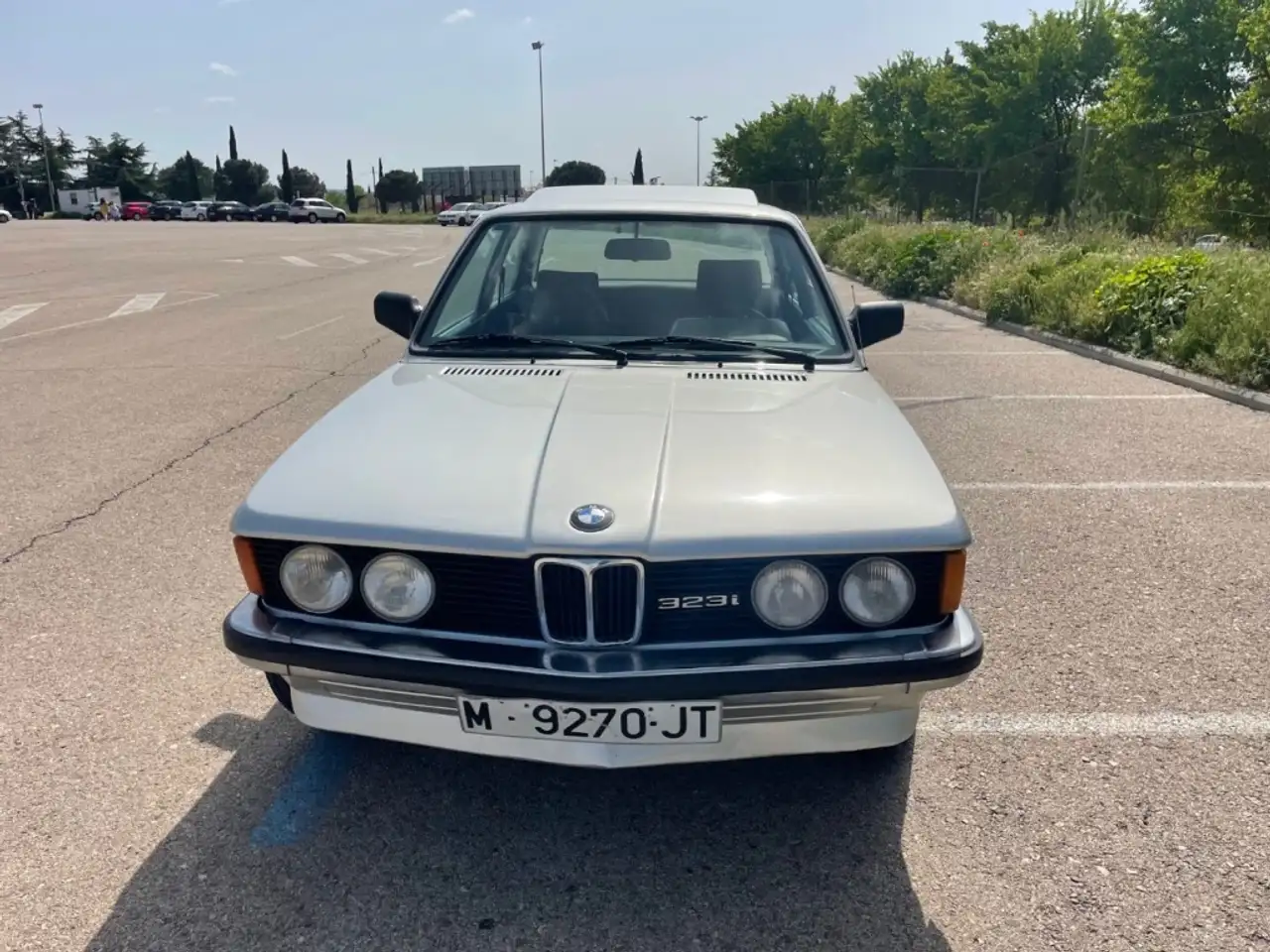 BMW 323i, foto 3