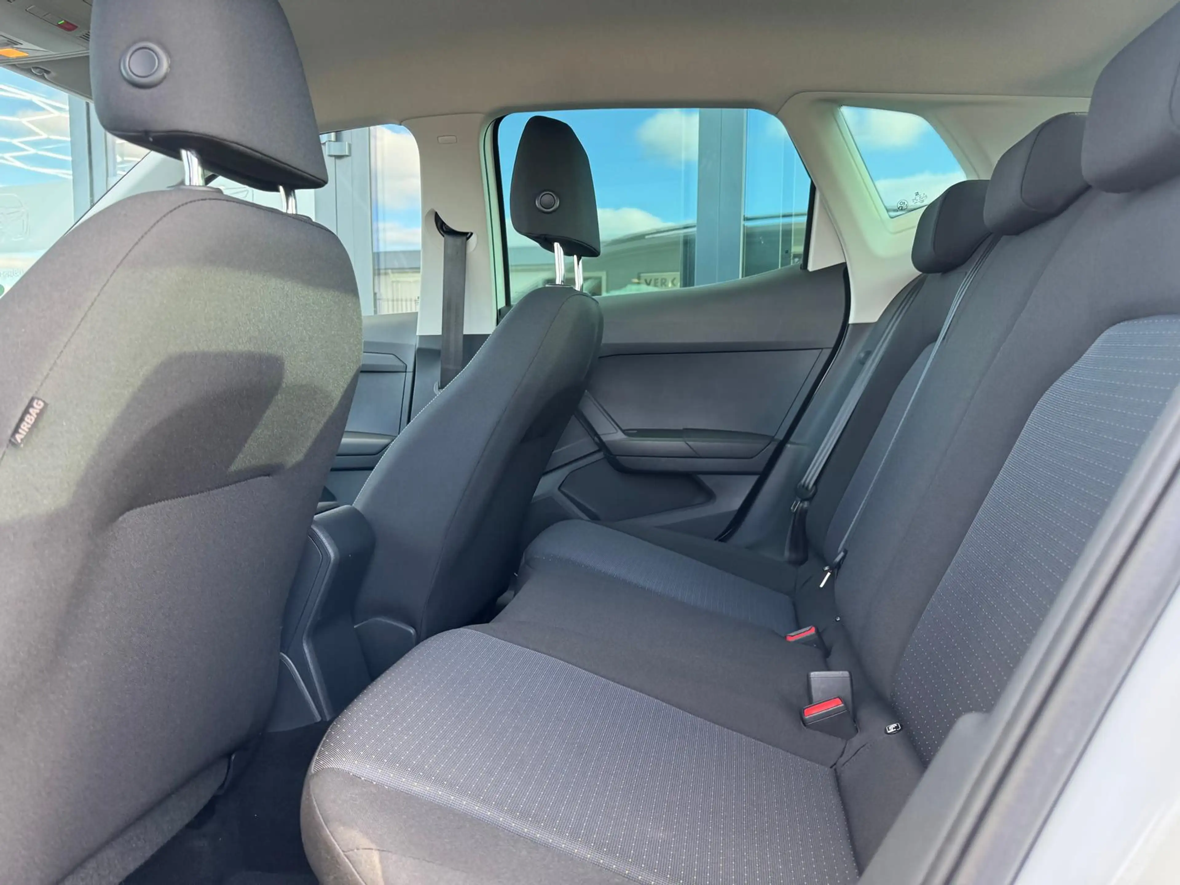 SEAT Arona Style 1.0 TSI/LED/KAM/TEMPOMAT/ALLWETTER/ — photo 9