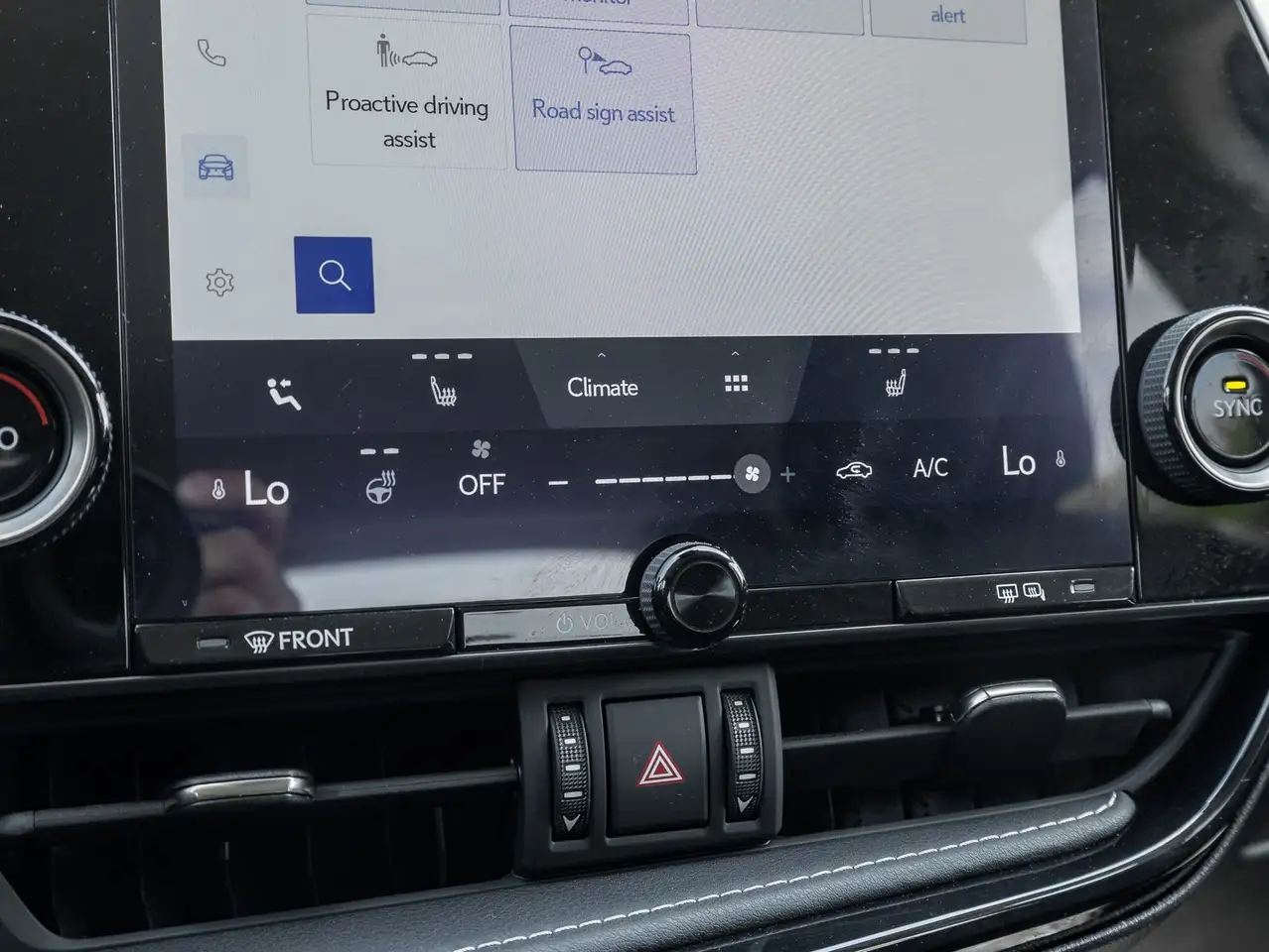 Lexus NX снимка Lexus NX