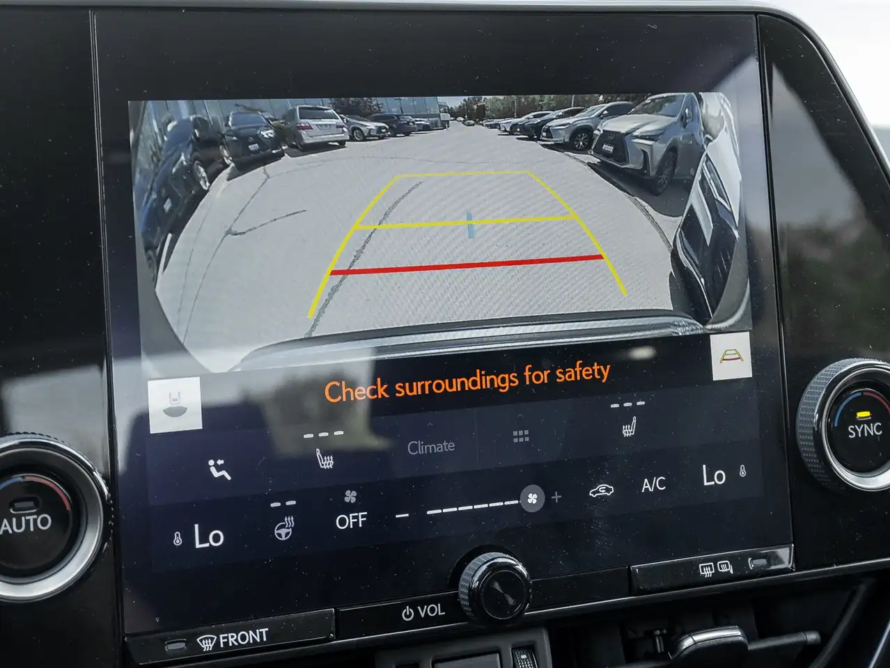 Lexus NX снимка Lexus NX