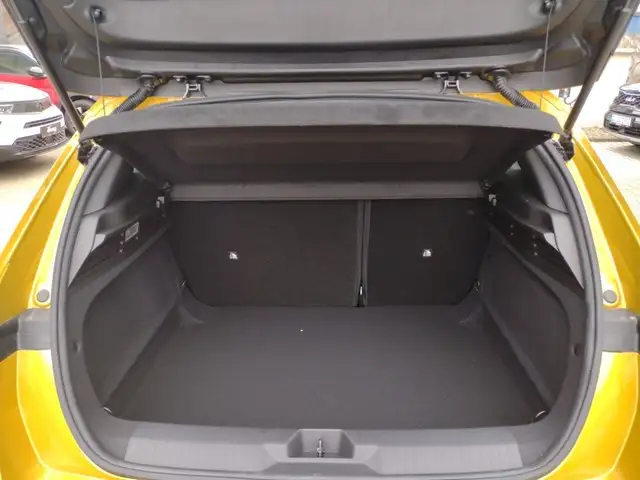 Opel Astra view 15
