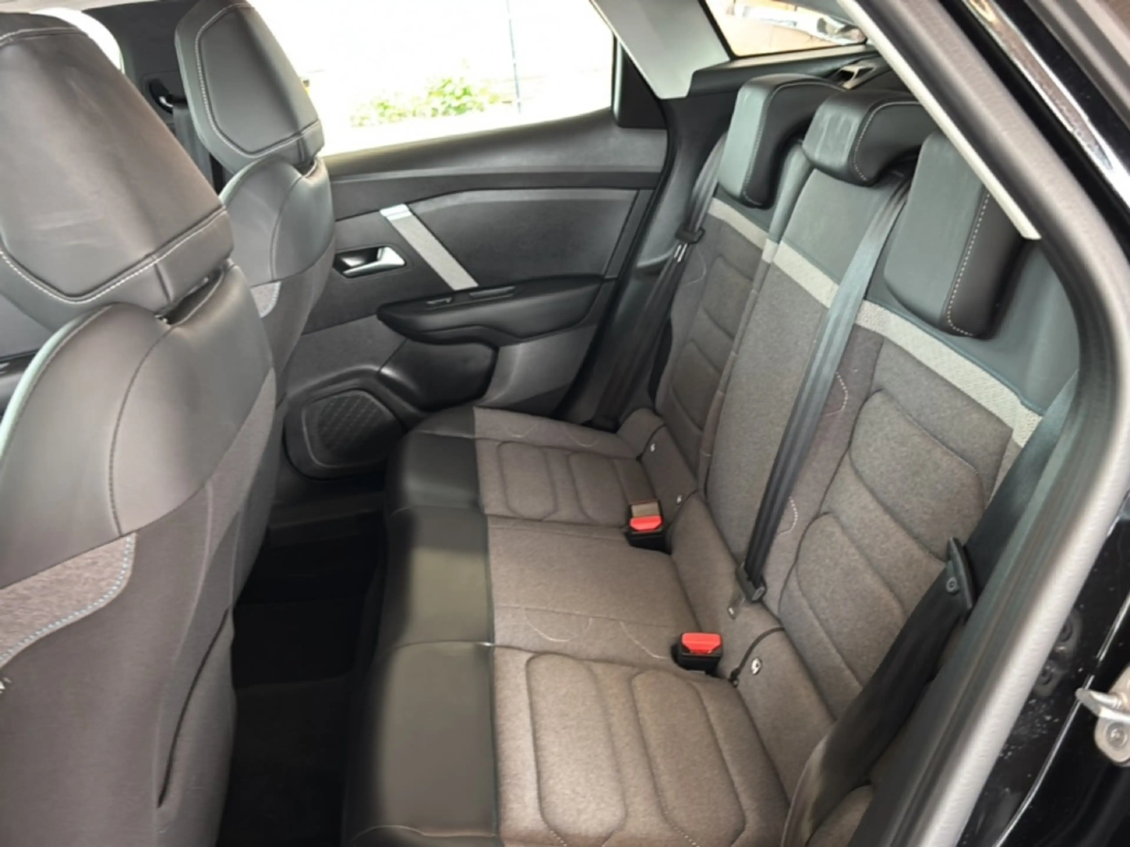 Citroen E-C4 Electric Feel 11kw Charger Tempomat PDC — photo 14