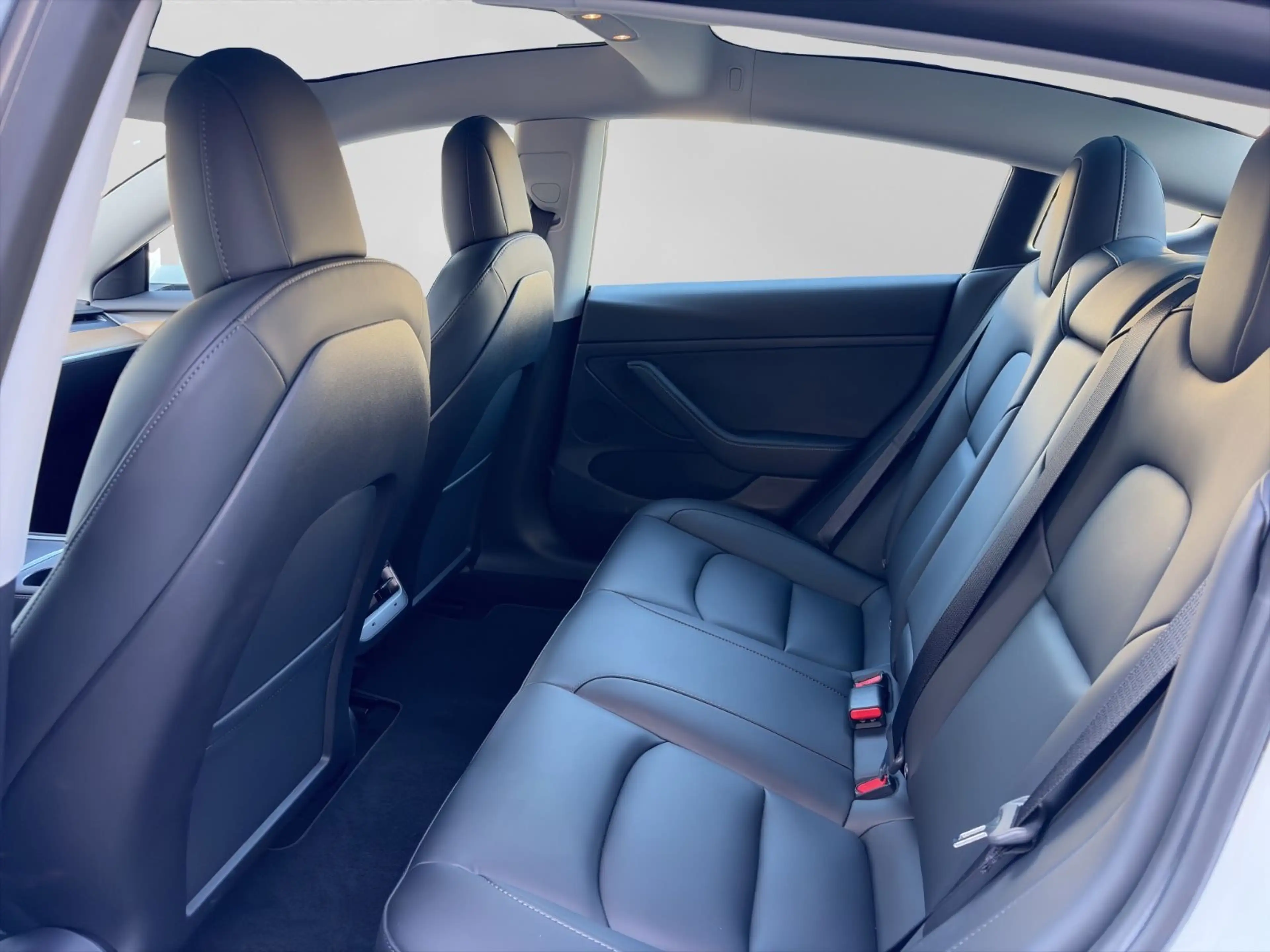 Tesla Model 3 RWD Standard Range Plus *1.Hand* — photo 12