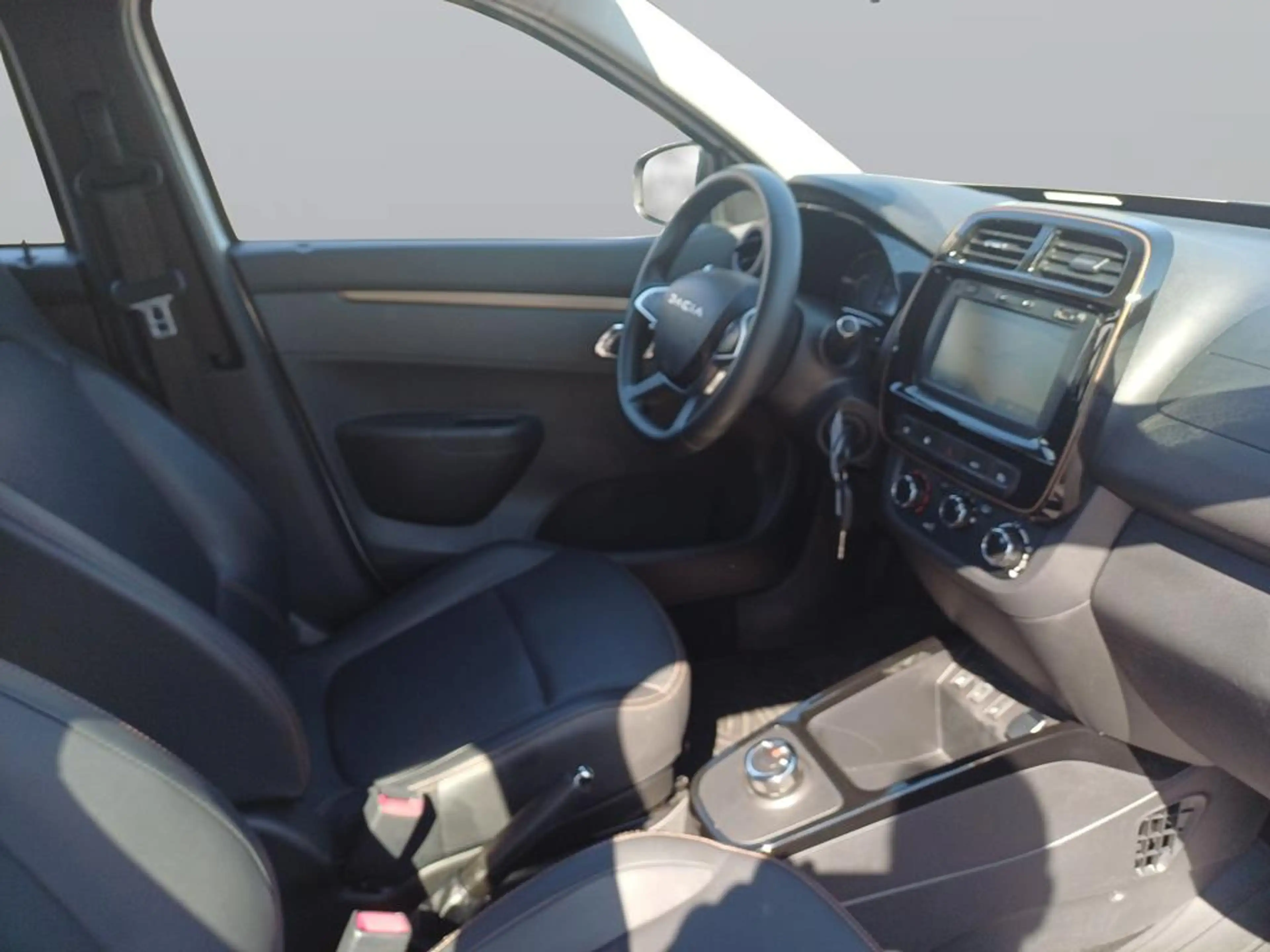 Dacia Spring Extreme — photo 11