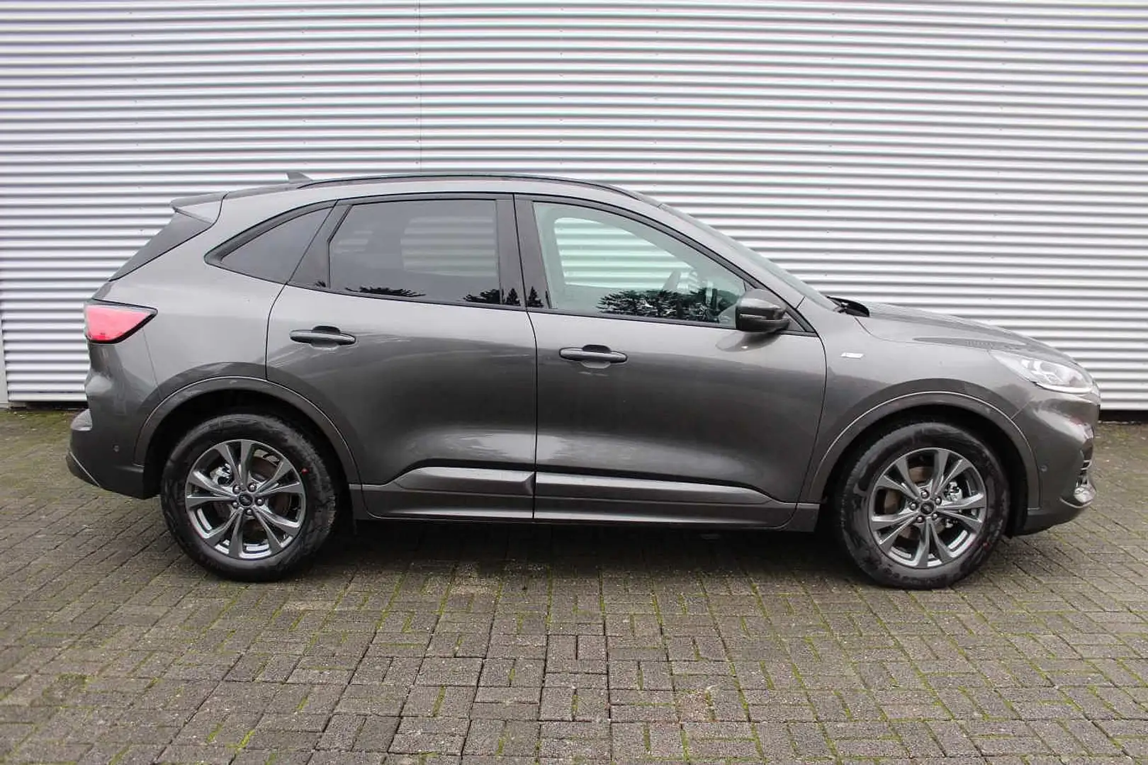 Ford Kuga ST-Line X 2.5 FHEV Hybrid FWD *Panorama* Gris - 2