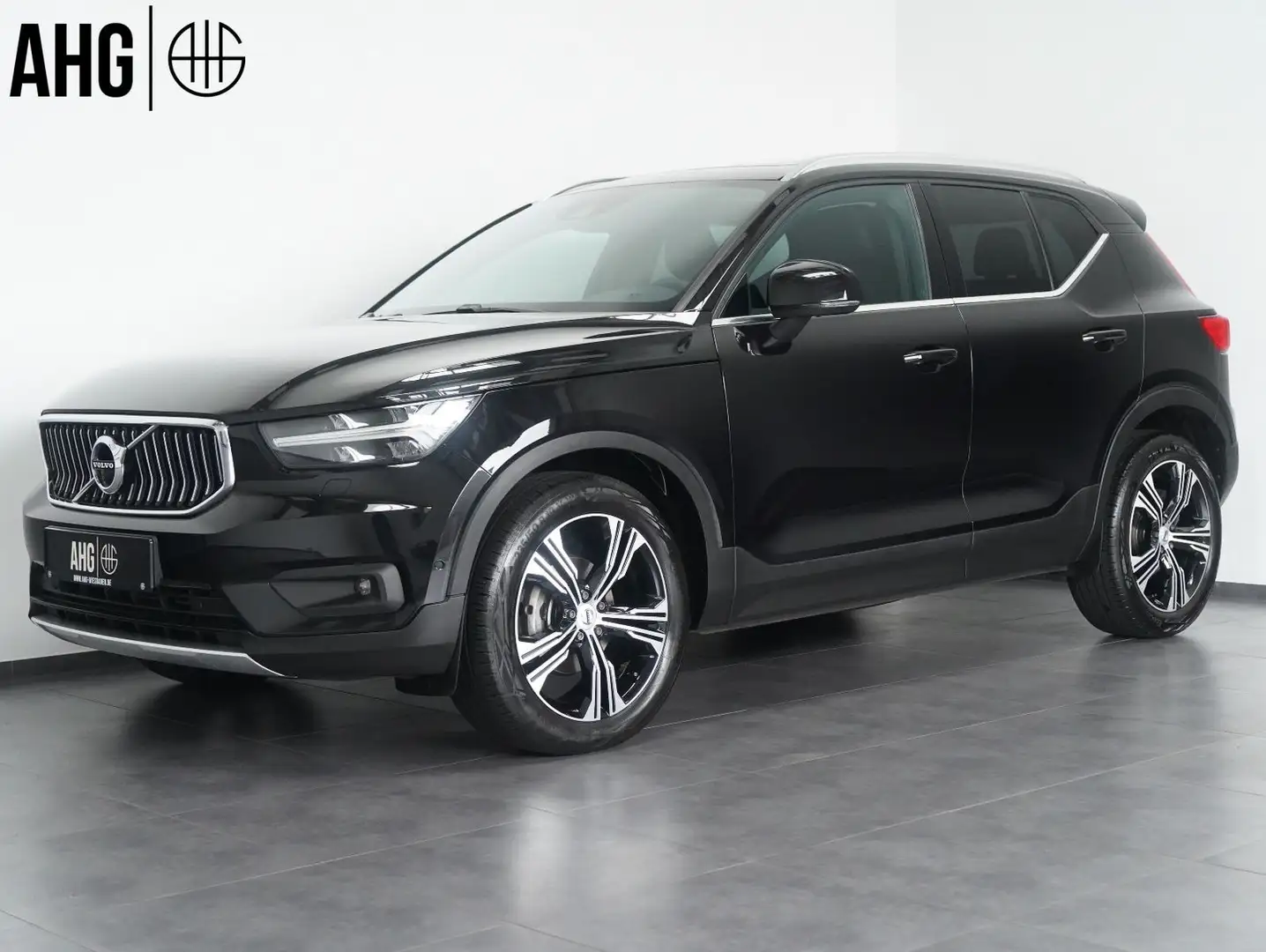 Volvo XC40 D3 Inscription LED/NAVI/PANO/LEDER/360° Noir - 1