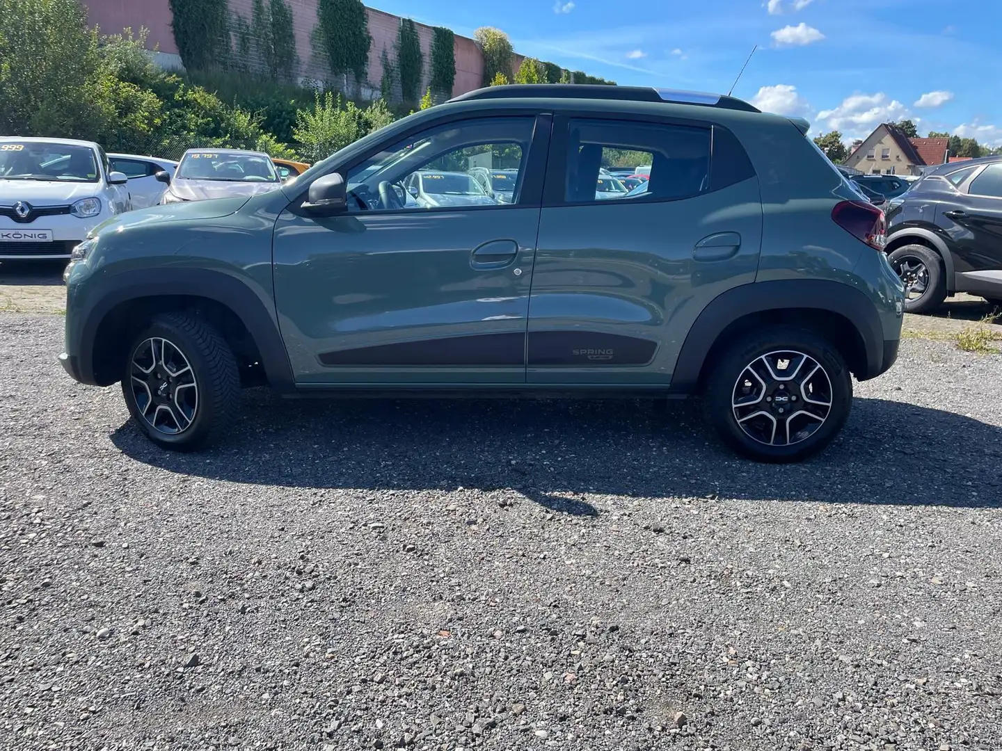 Dacia Spring Essentia - 2