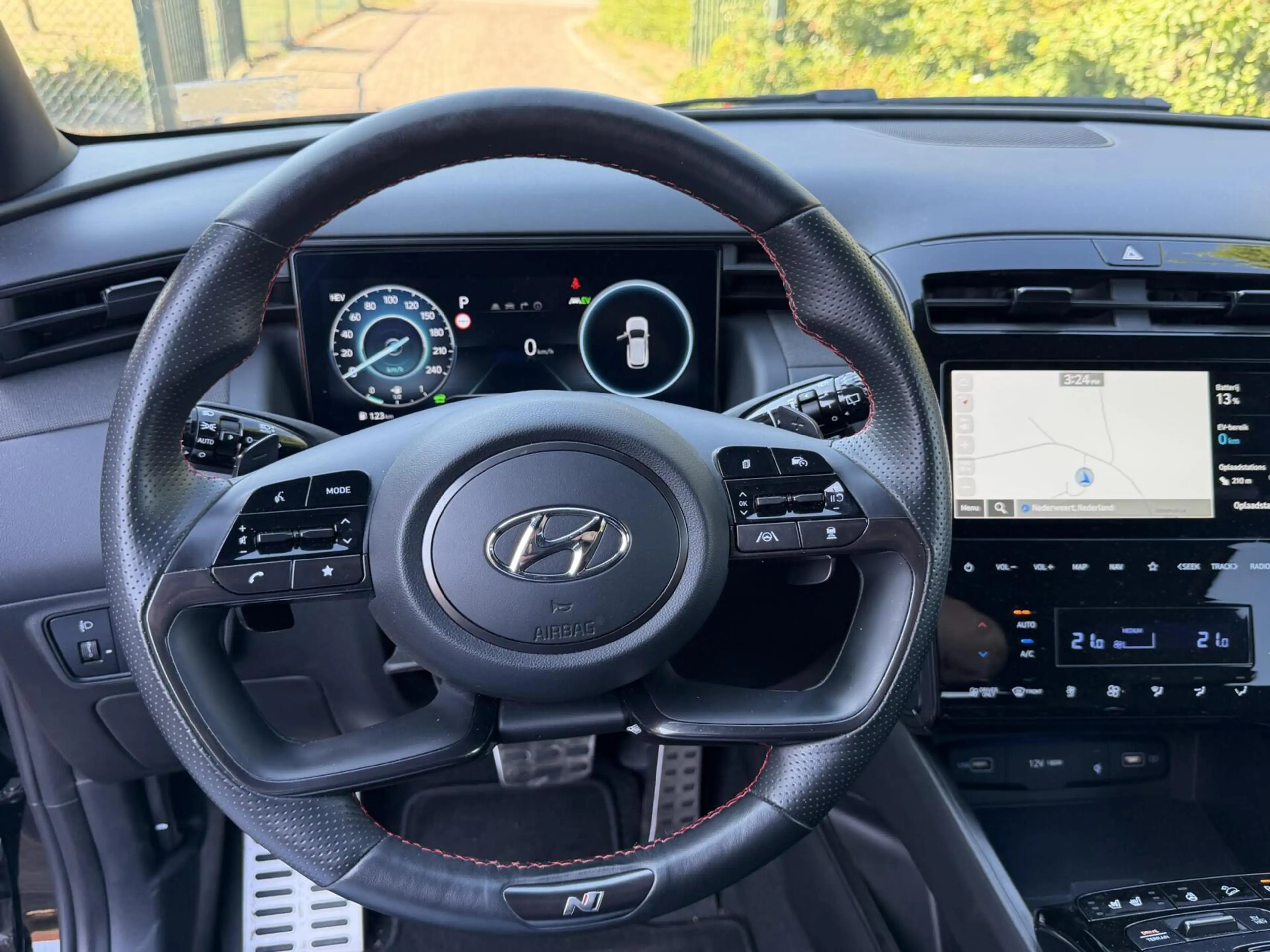 Hyundai TUCSON 1.6 T-GDI PHEV N Line Sky 4WD 360C| Adaptive| Stoe — photo 23