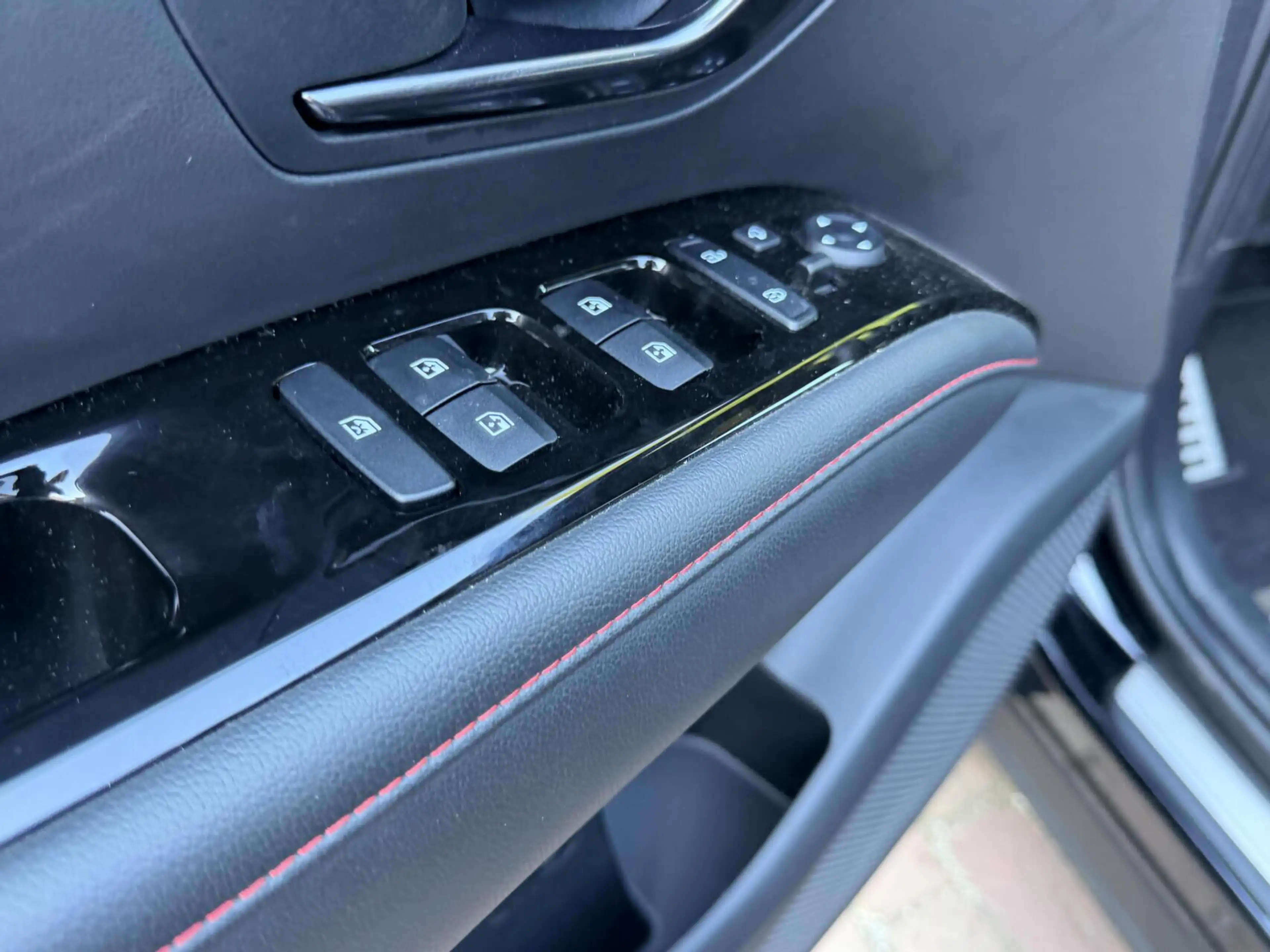 Hyundai TUCSON 1.6 T-GDI PHEV N Line Sky 4WD 360C| Adaptive| Stoe — photo 17