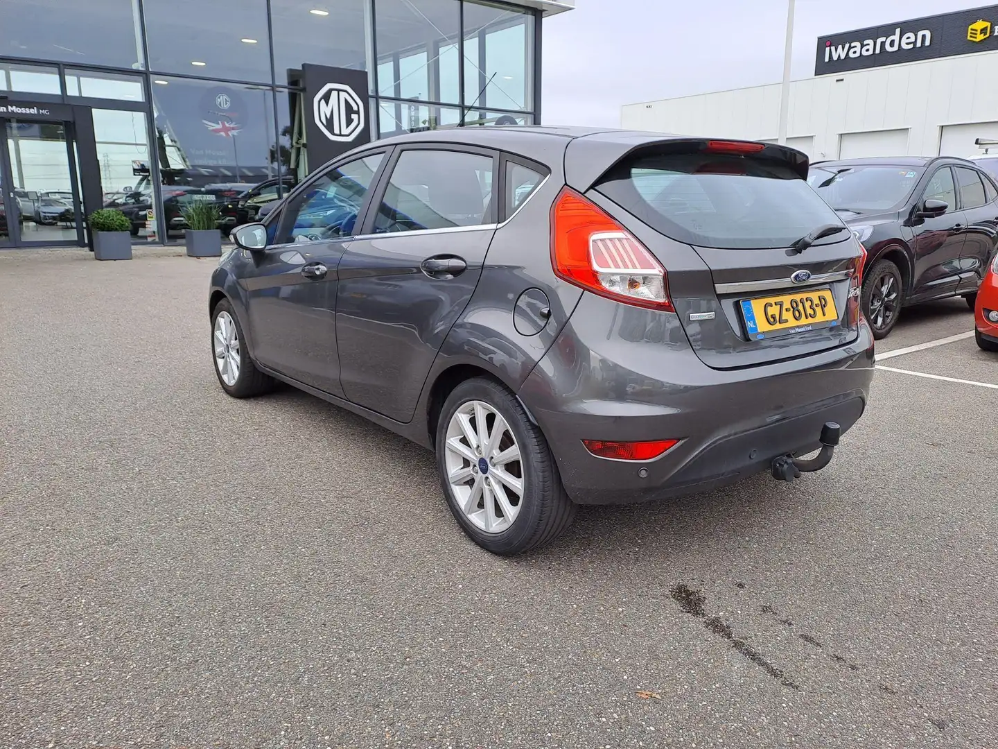 Ford Fiesta 1.0 EcoBoost Titanium Nieuwe distributieriem Grijs - 2