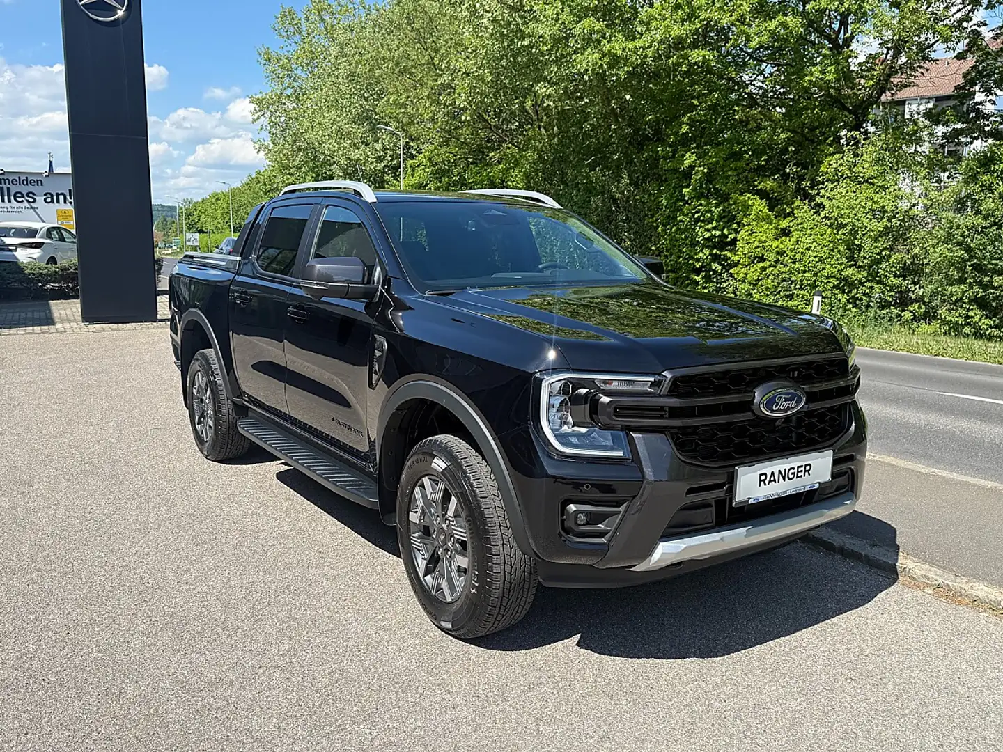 Ford Ranger 2.3 EcoBoost Plug-In-Hybrid Wildtrak e-4WD Schwarz - 2