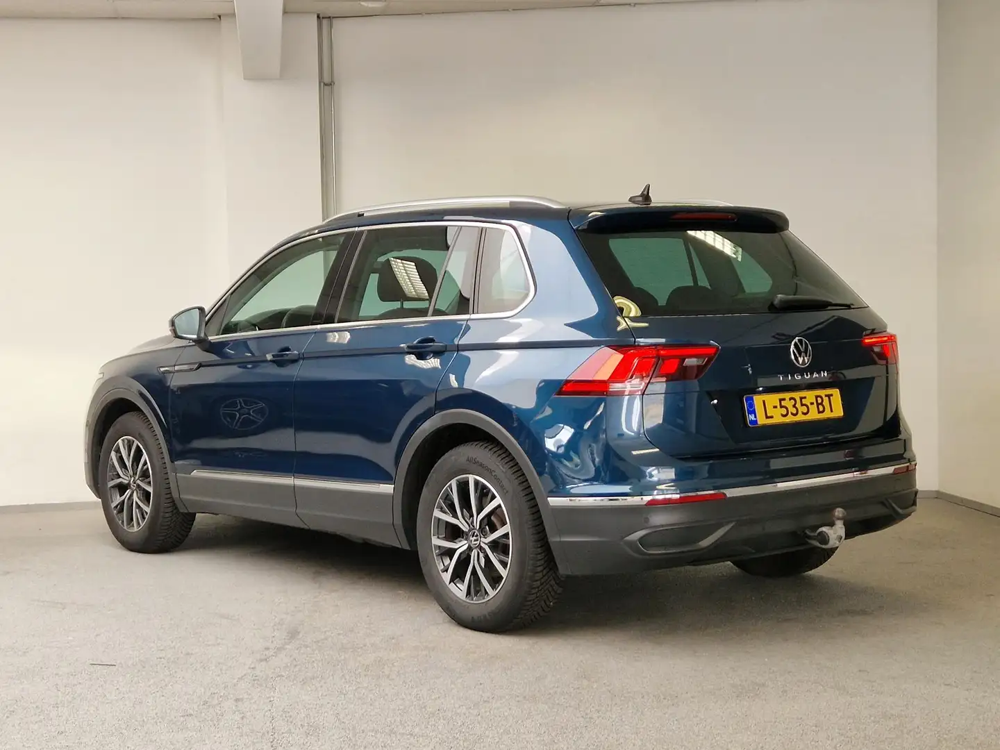 Volkswagen Tiguan 1.5 TSI Life Business | TREKHAAK | CAMERA | STOELV Blauw - 2