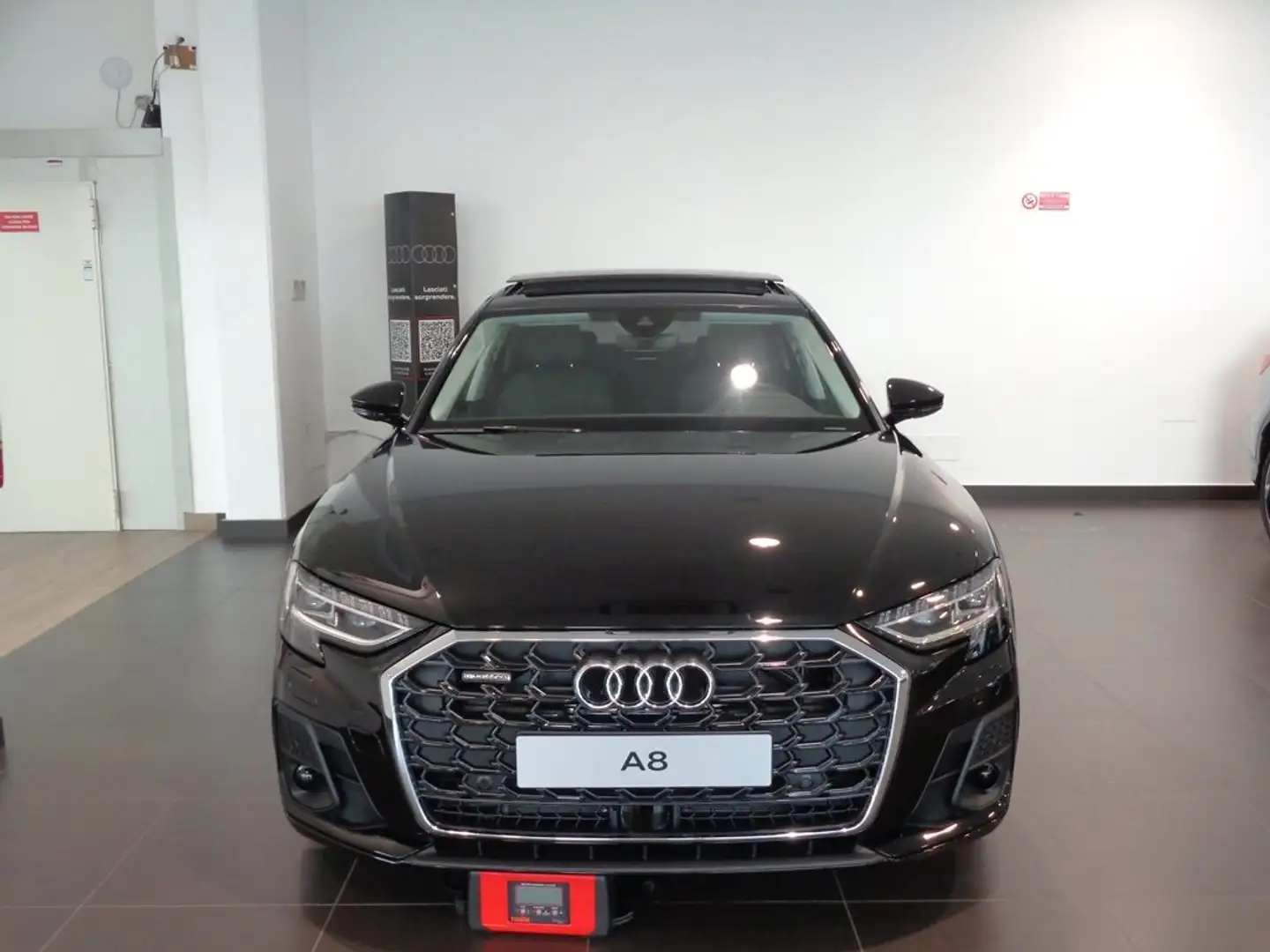 Audi A8 50 TDI 3.0 quattro tiptronic Negru - 2